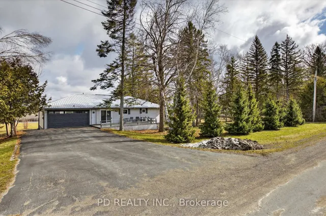 200 Charlore Park Dr, Kawartha Lakes 4