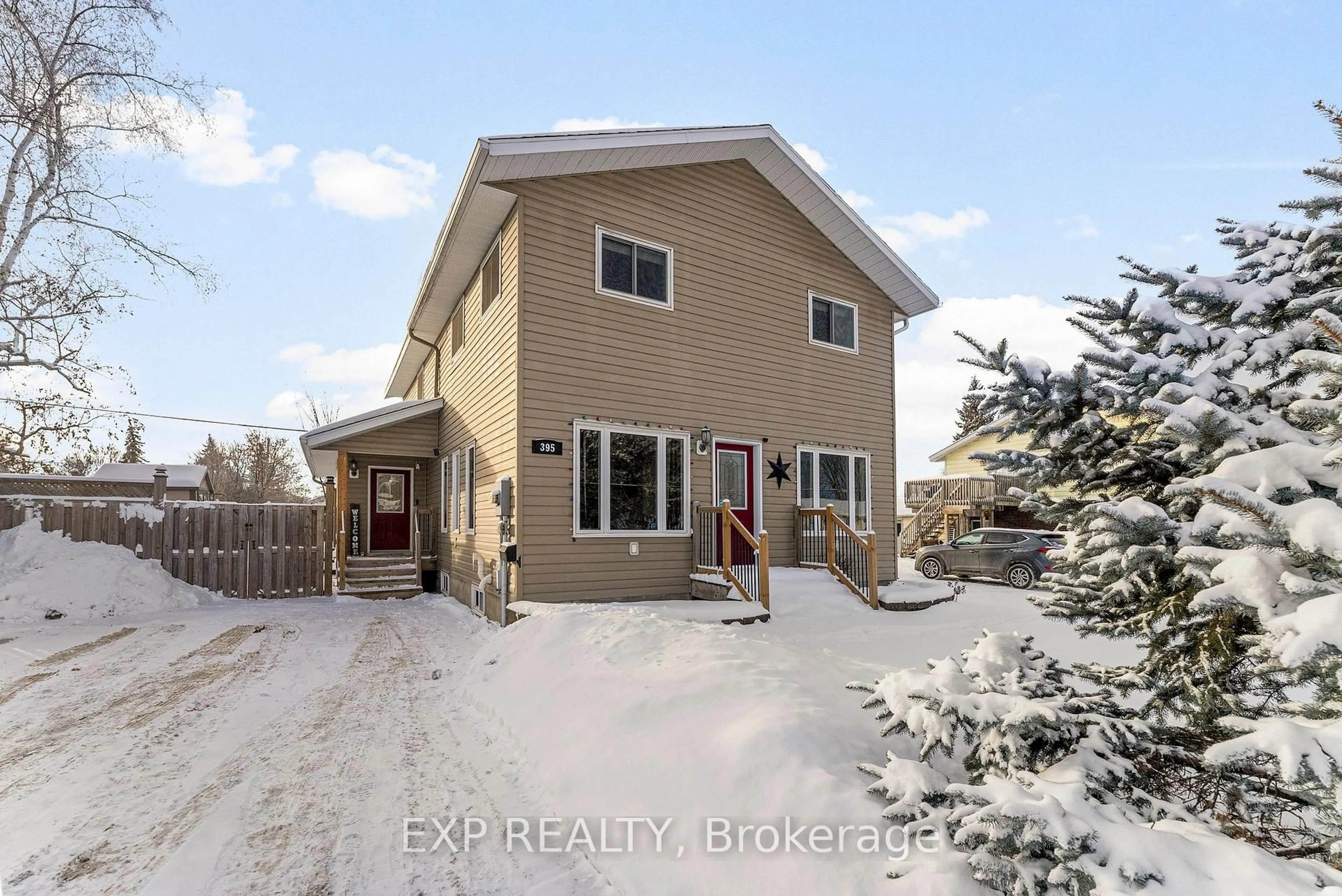 A pic from outside/outdoor area/front of a property/back of a property/a pic from drone, street for 395 Lisgar Ave, Renfrew Ontario K7V 3N3