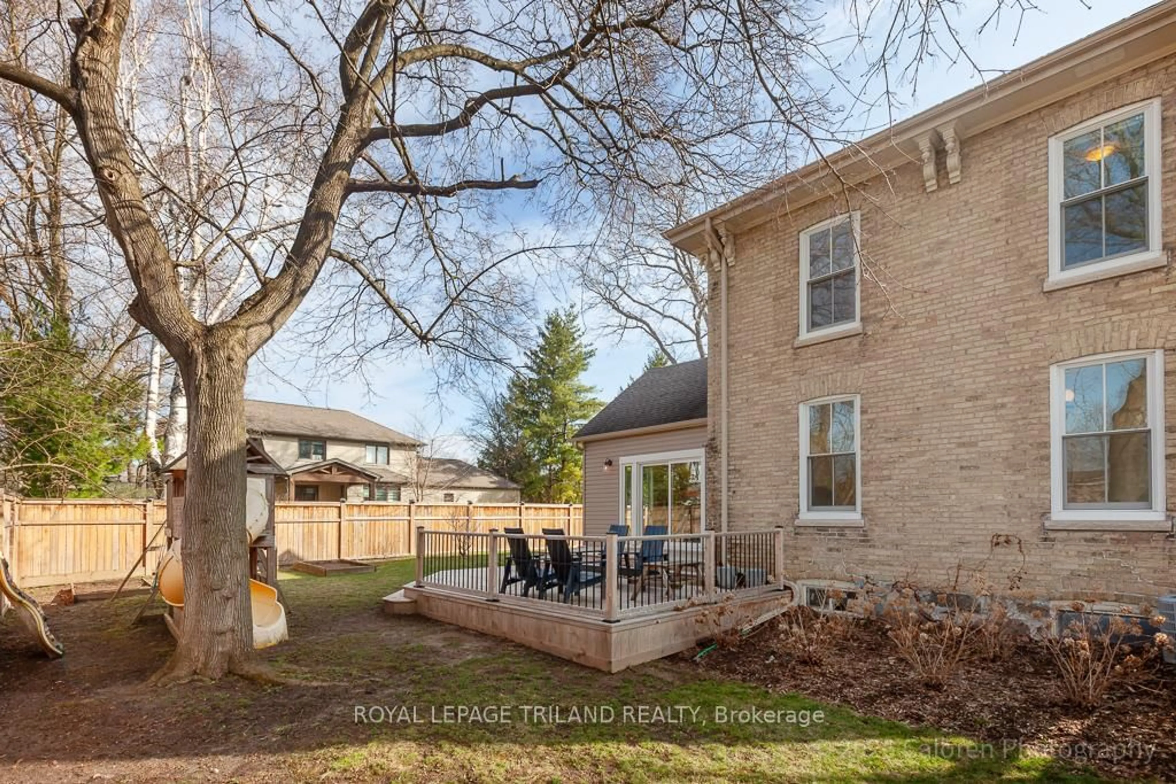 Patio, street for 1135 Riverside Dr, London North Ontario N6H 2T7