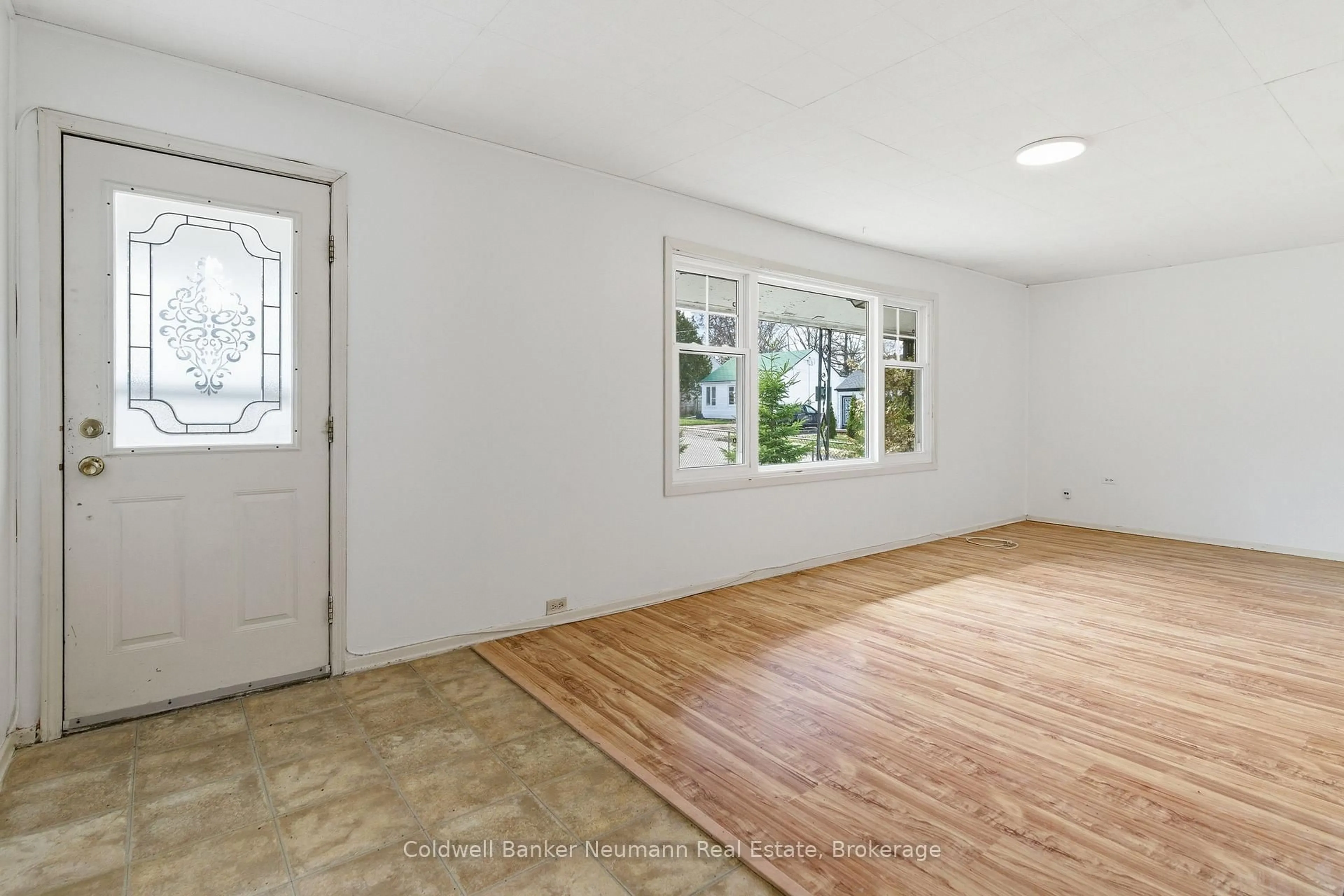 A pic of a room for 31 Dunkirk Ave, Guelph Ontario N1E 4N7