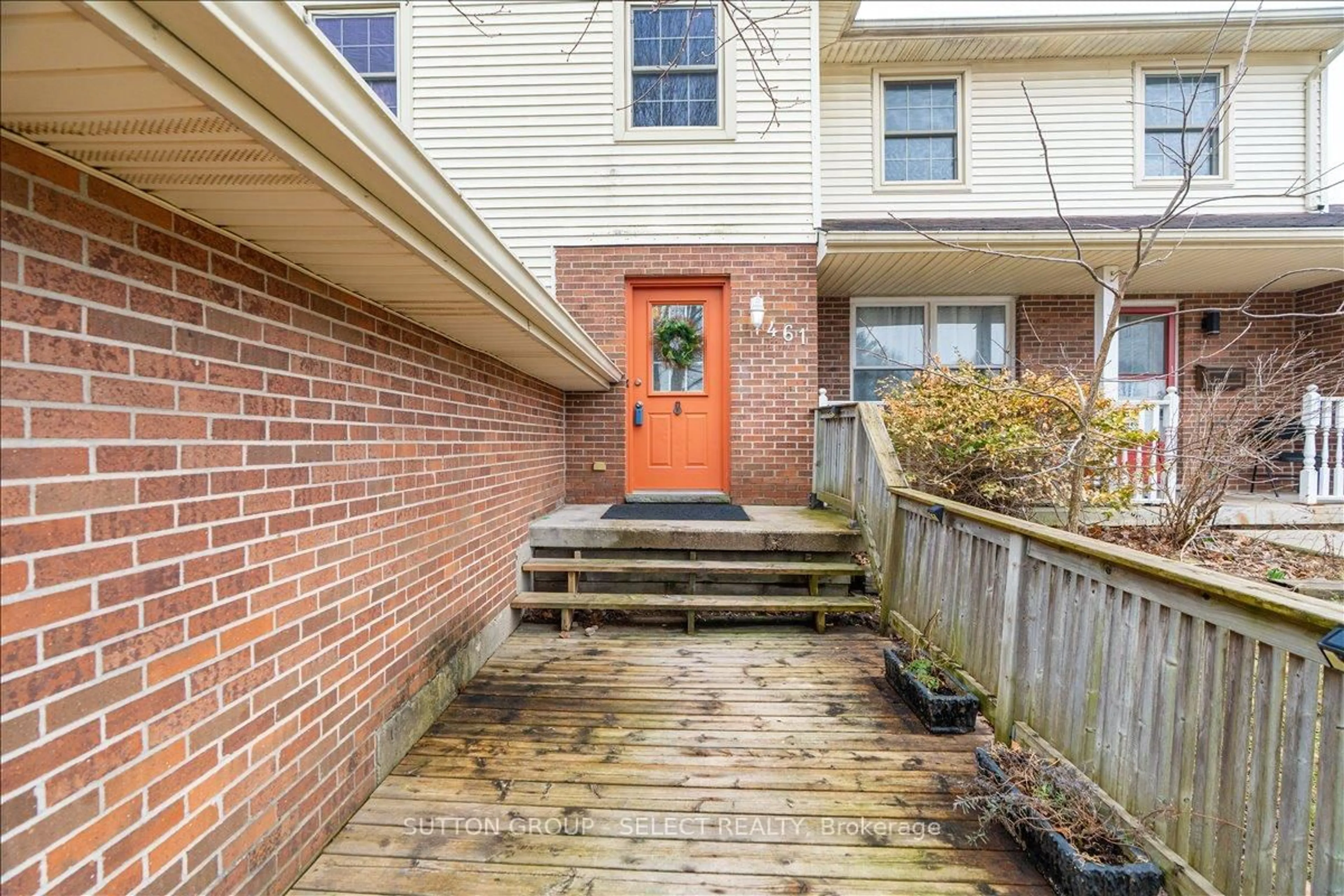 Unknown for 461 Cleveland Ave, London South Ontario N5Z 3C3