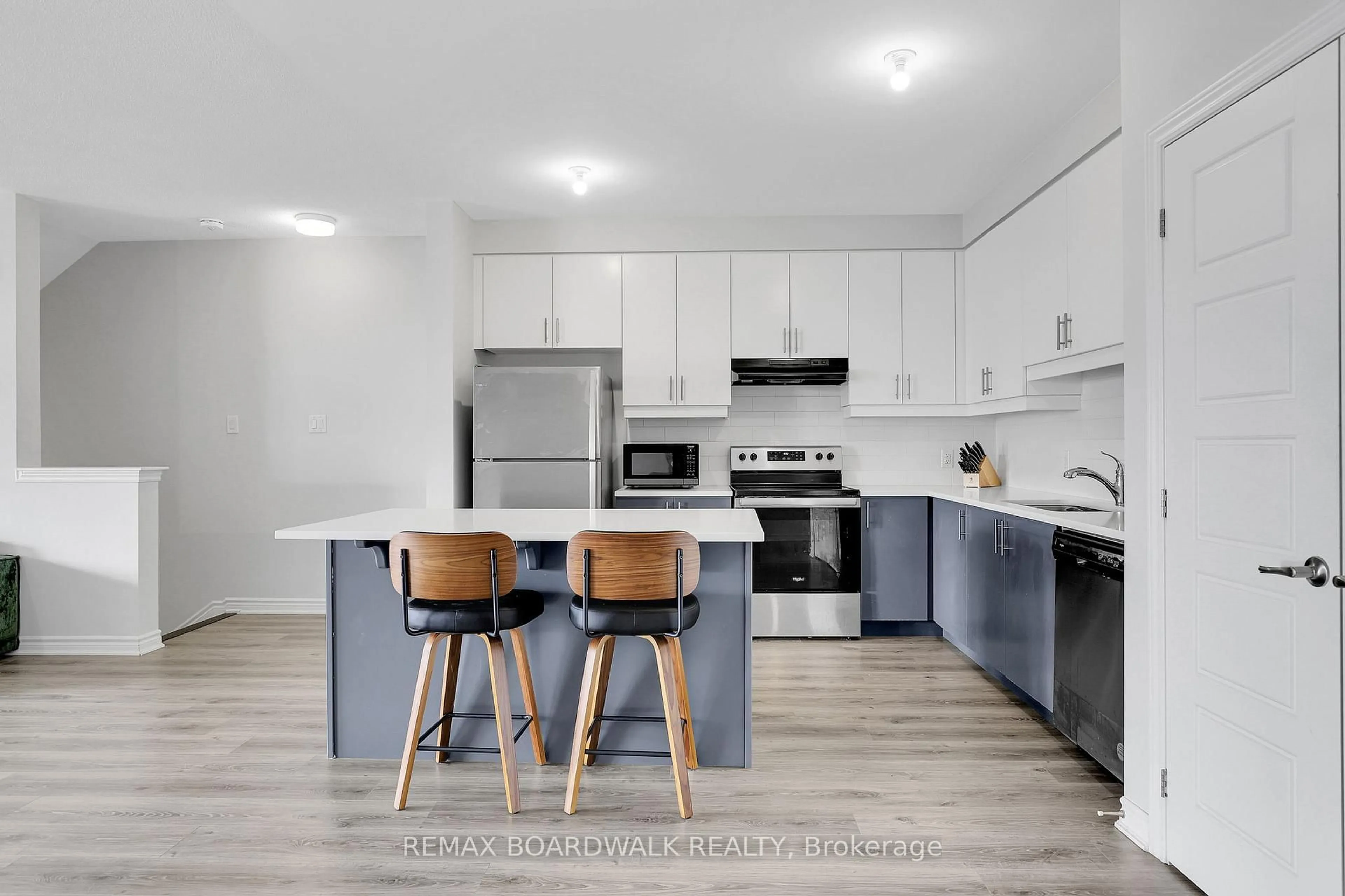 Open concept kitchen, unknown for 306 Pilot Private, Ottawa Ontario K2V 0S4