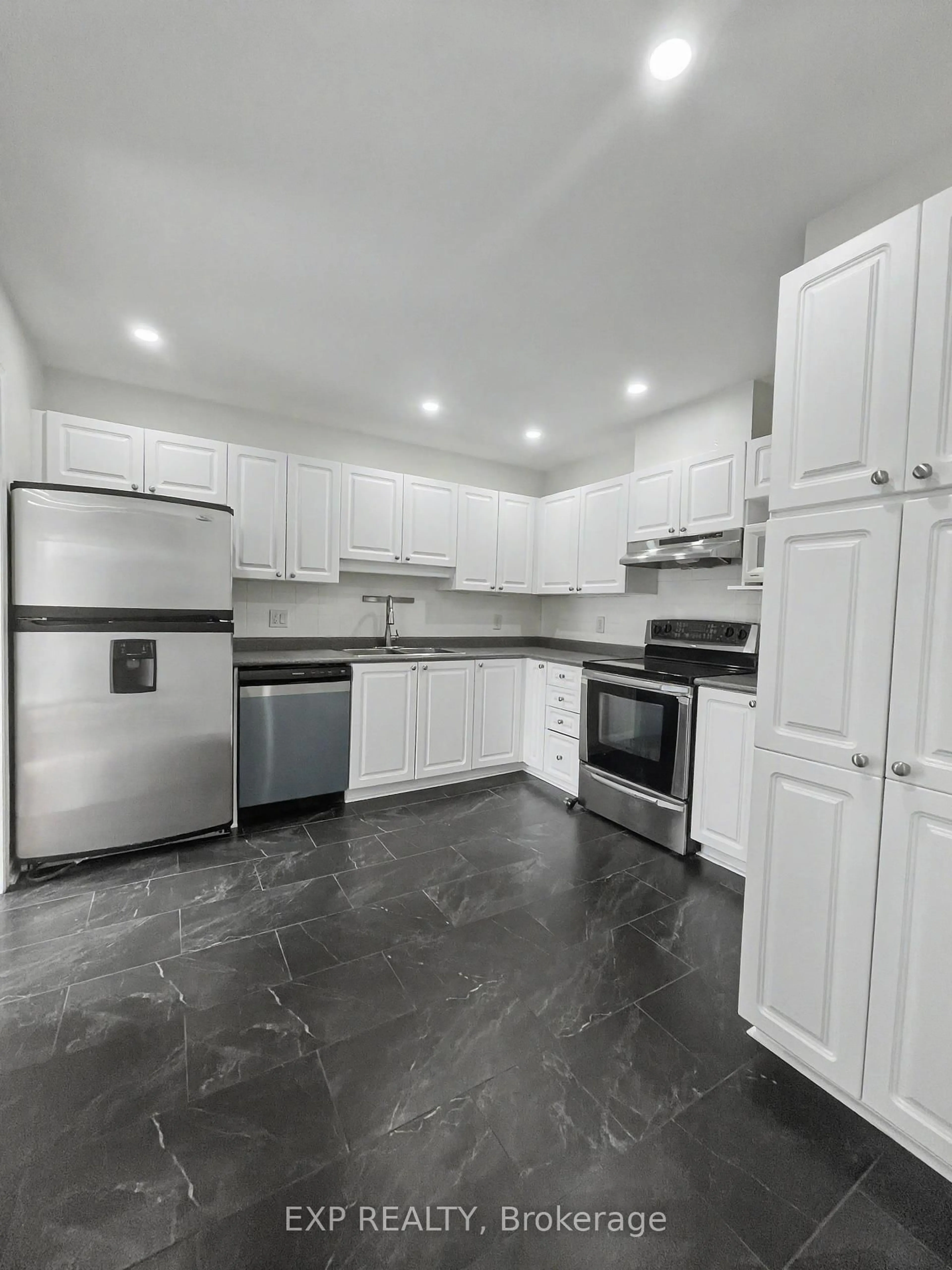 Standard kitchen, unknown for 4218 Owl Valley Dr, Ottawa Ontario K1V 1N7