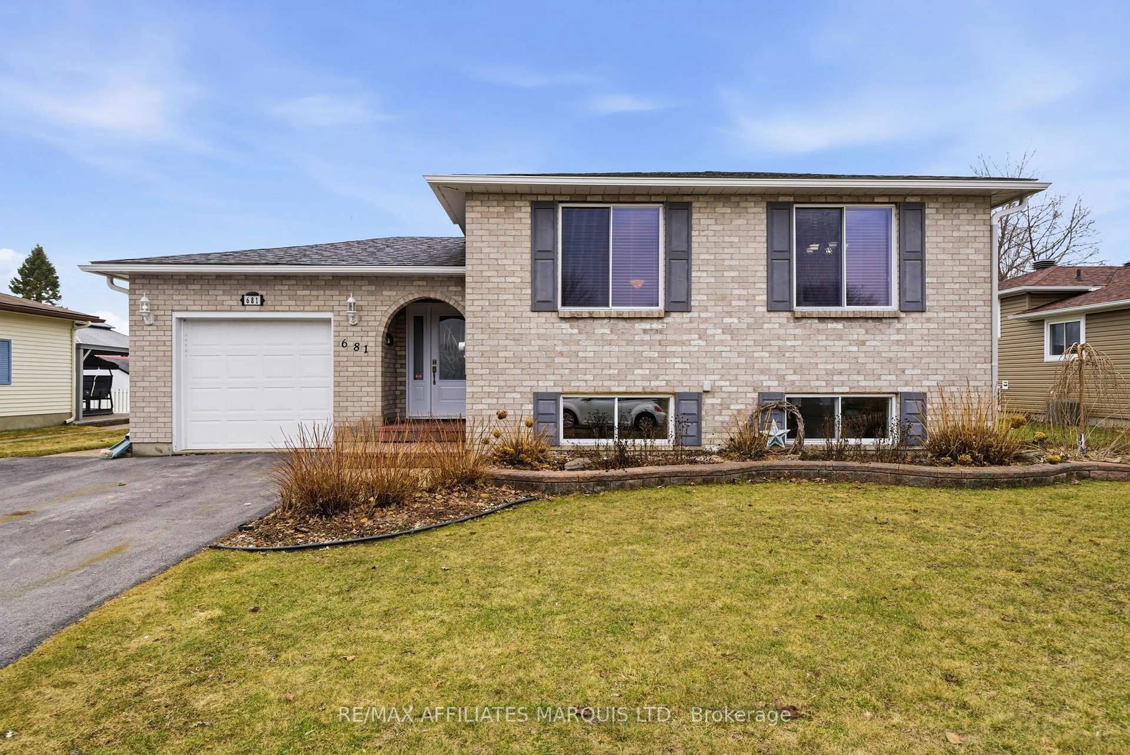 Home with brick exterior material, street for 681 Champlain Dr, Cornwall Ontario K6H 6P4