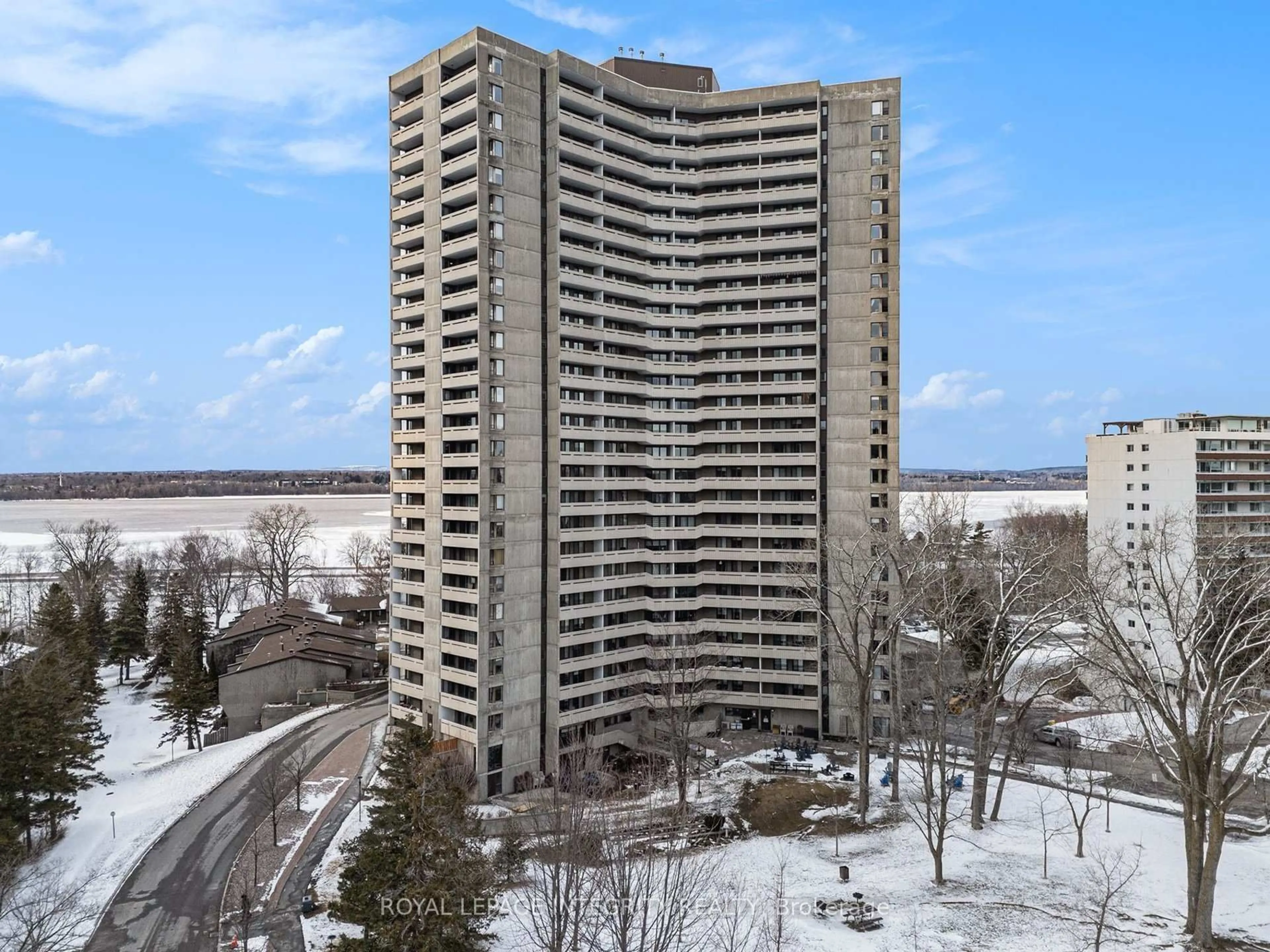A pic from outside/outdoor area/front of a property/back of a property/a pic from drone, unknown for 1081 Ambleside Dr #906, Ottawa Ontario K2B 8C8
