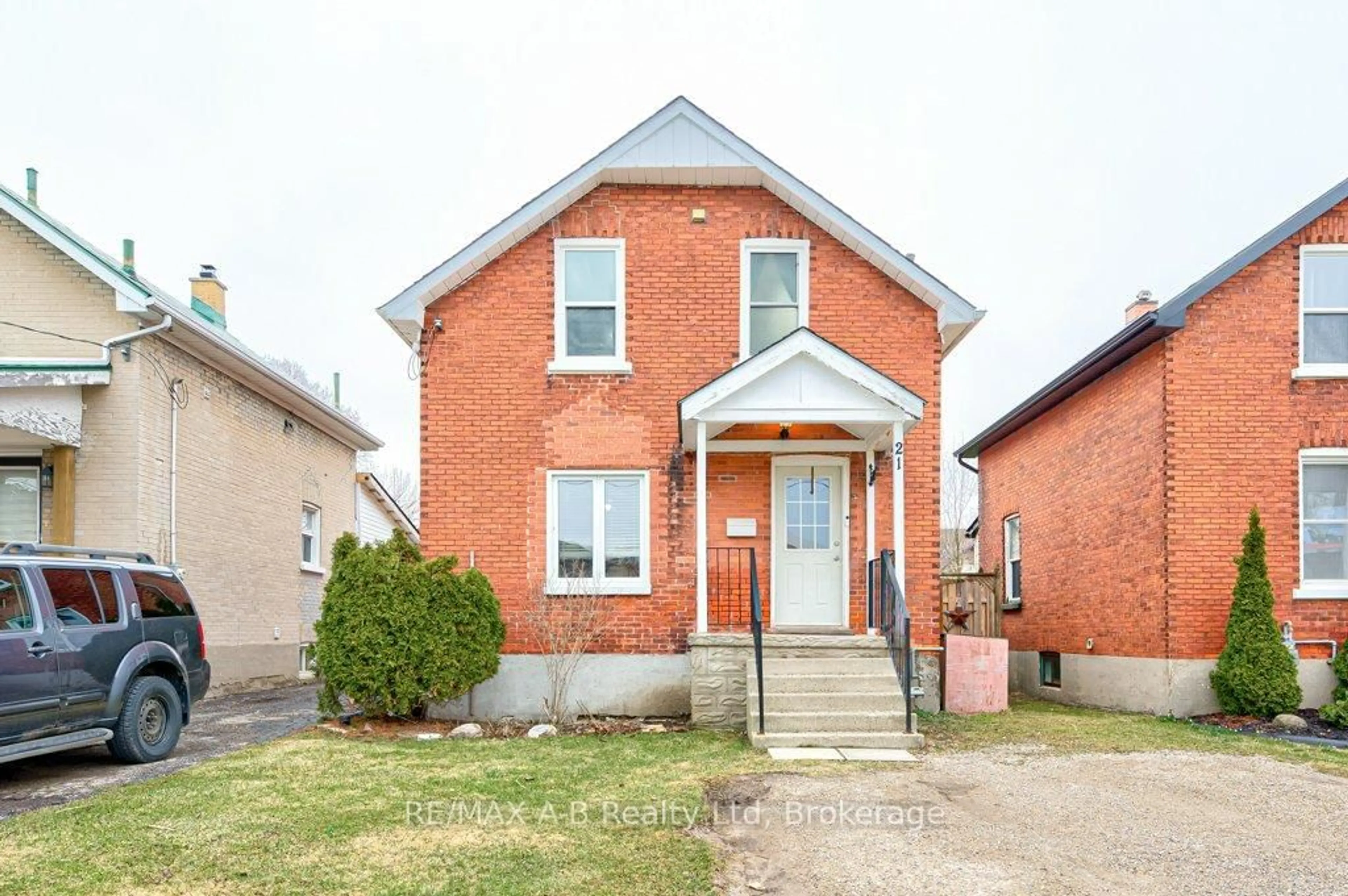 Home with brick exterior material, street for 21 College St, Stratford Ontario N5A 4R4