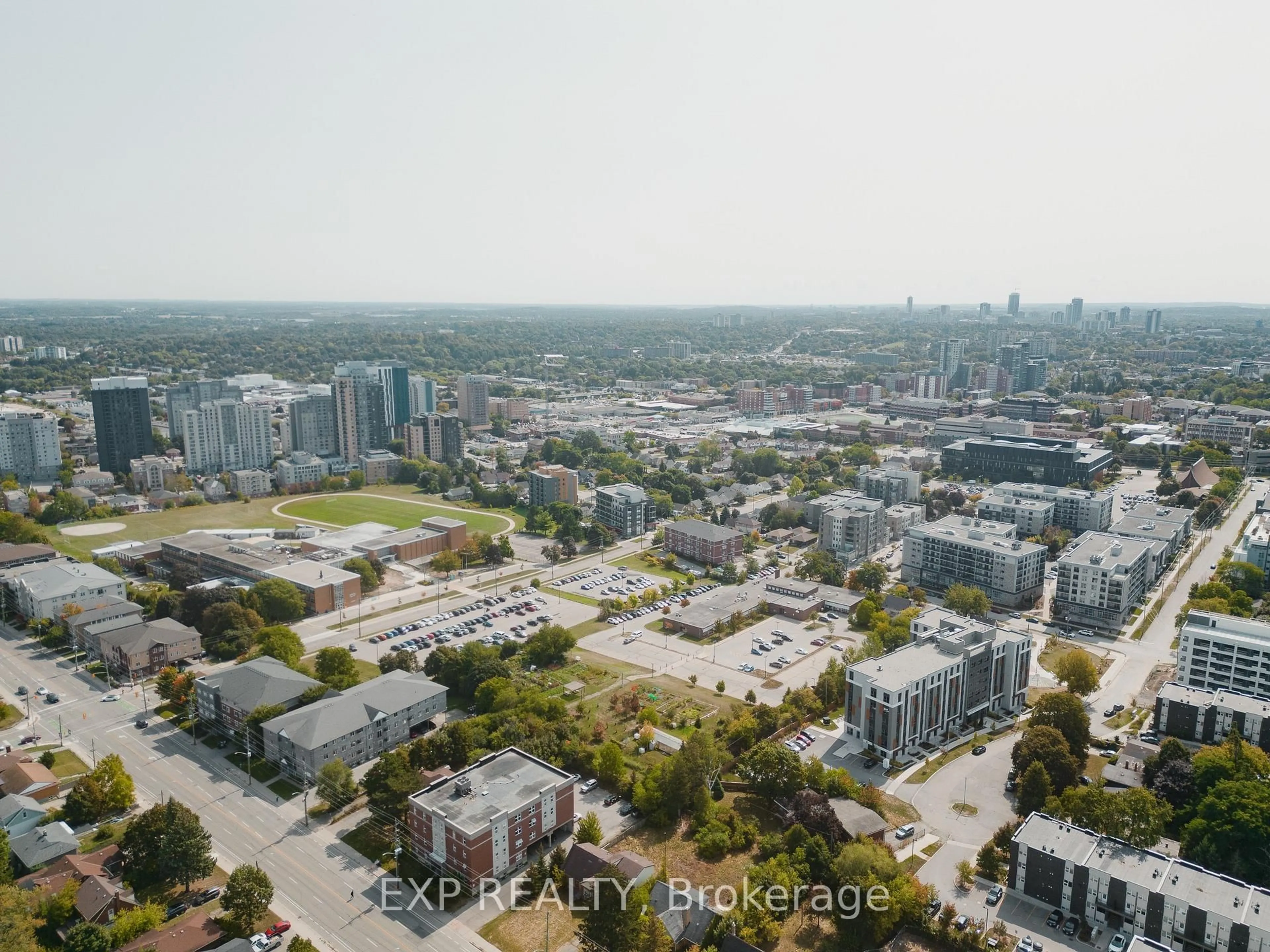A pic from outside/outdoor area/front of a property/back of a property/a pic from drone, city buildings view from balcony for 62 Balsam St #H505, Waterloo Ontario N2L 3H2