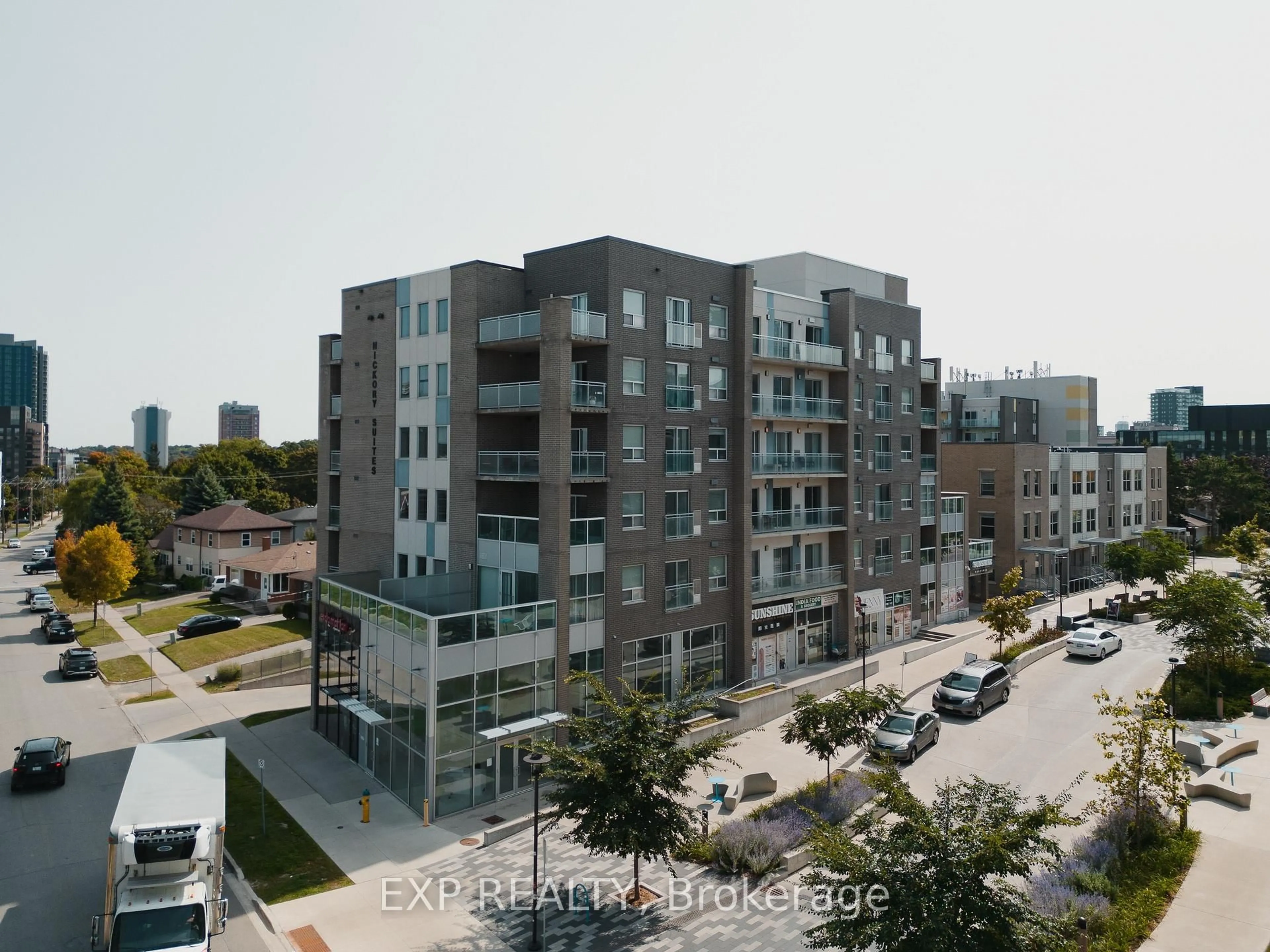 A pic from outside/outdoor area/front of a property/back of a property/a pic from drone, city buildings view from balcony for 62 Balsam St #H505, Waterloo Ontario N2L 3H2