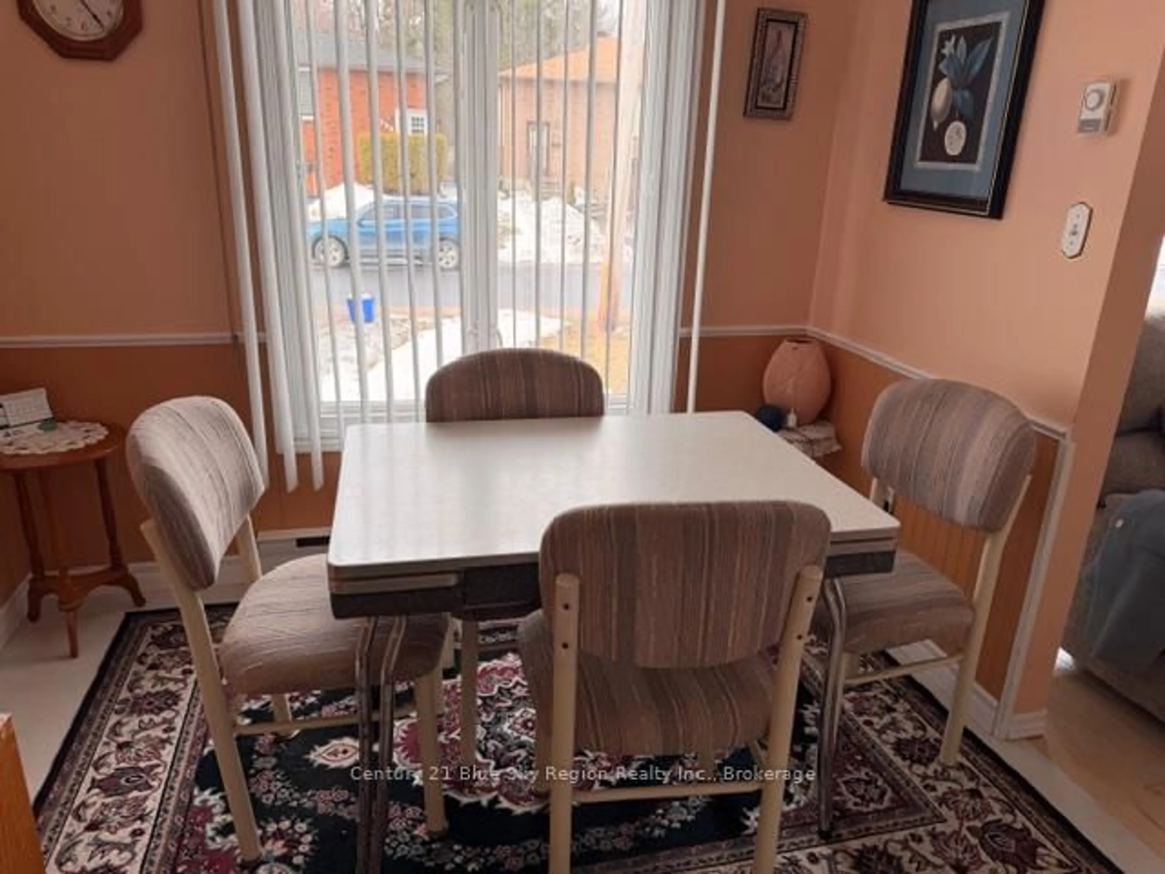 Dining room, unknown for 124 Blair St, North Bay Ontario P1A 4E7