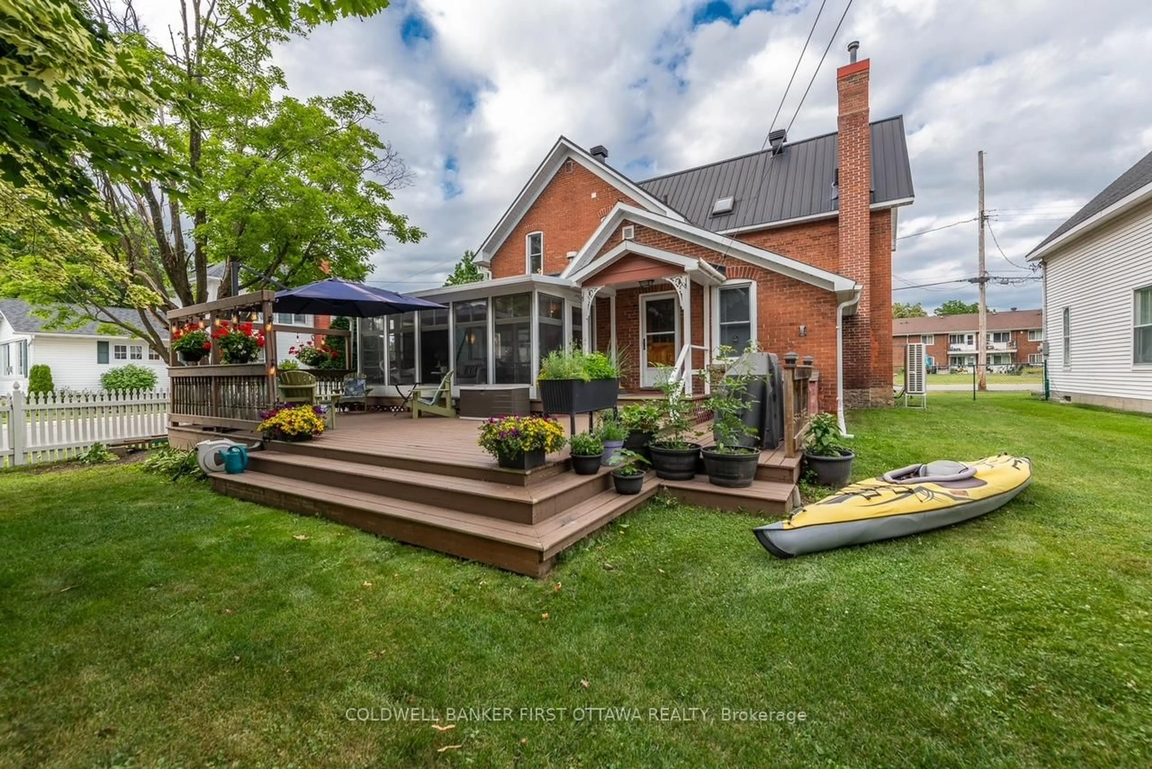 Home with brick exterior material, street for 256 A&B Flora St, Carleton Place Ontario K7C 3M4