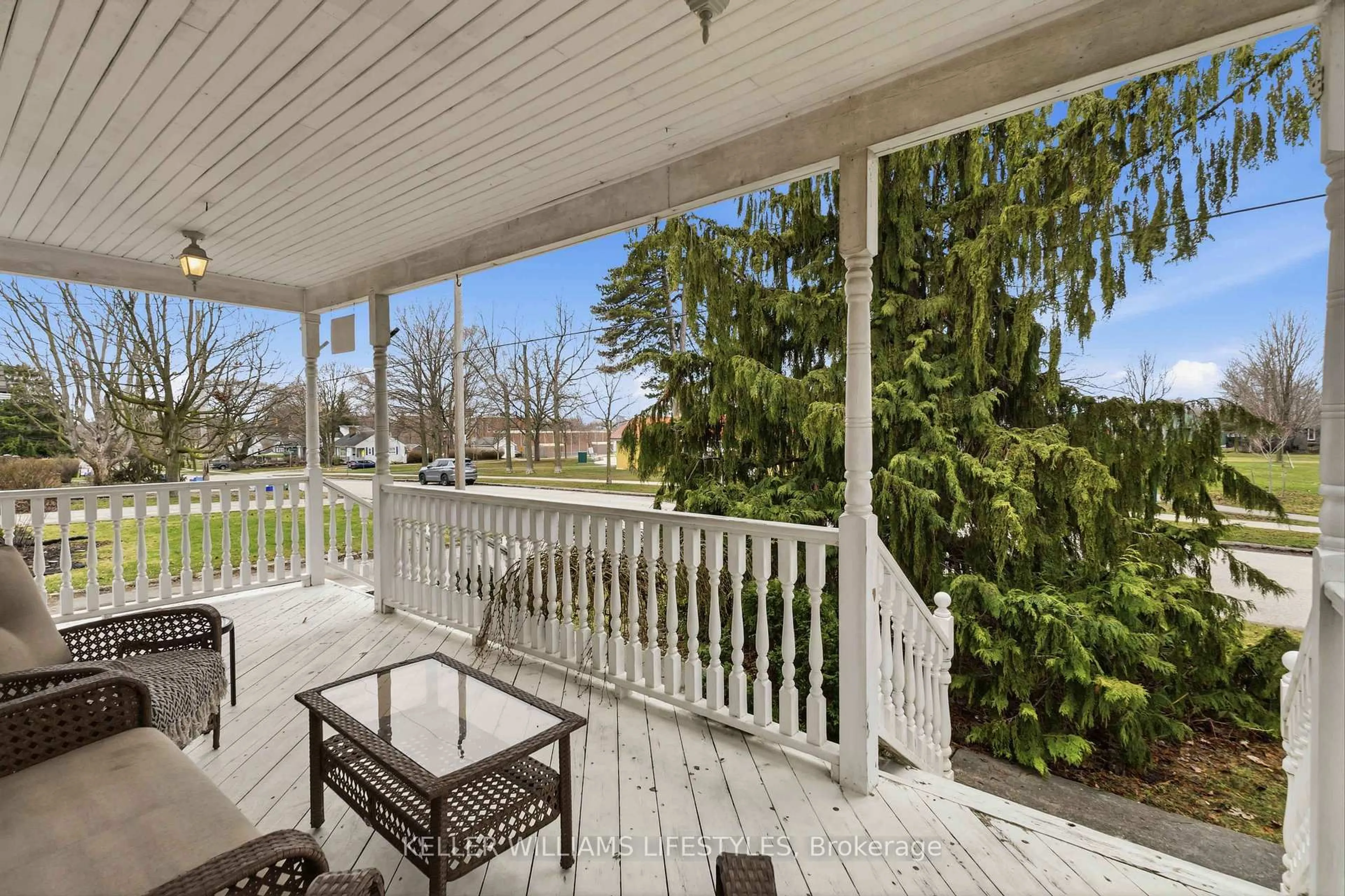 Patio, unknown for 745 Whetter Ave, London South Ontario N6C 2H1