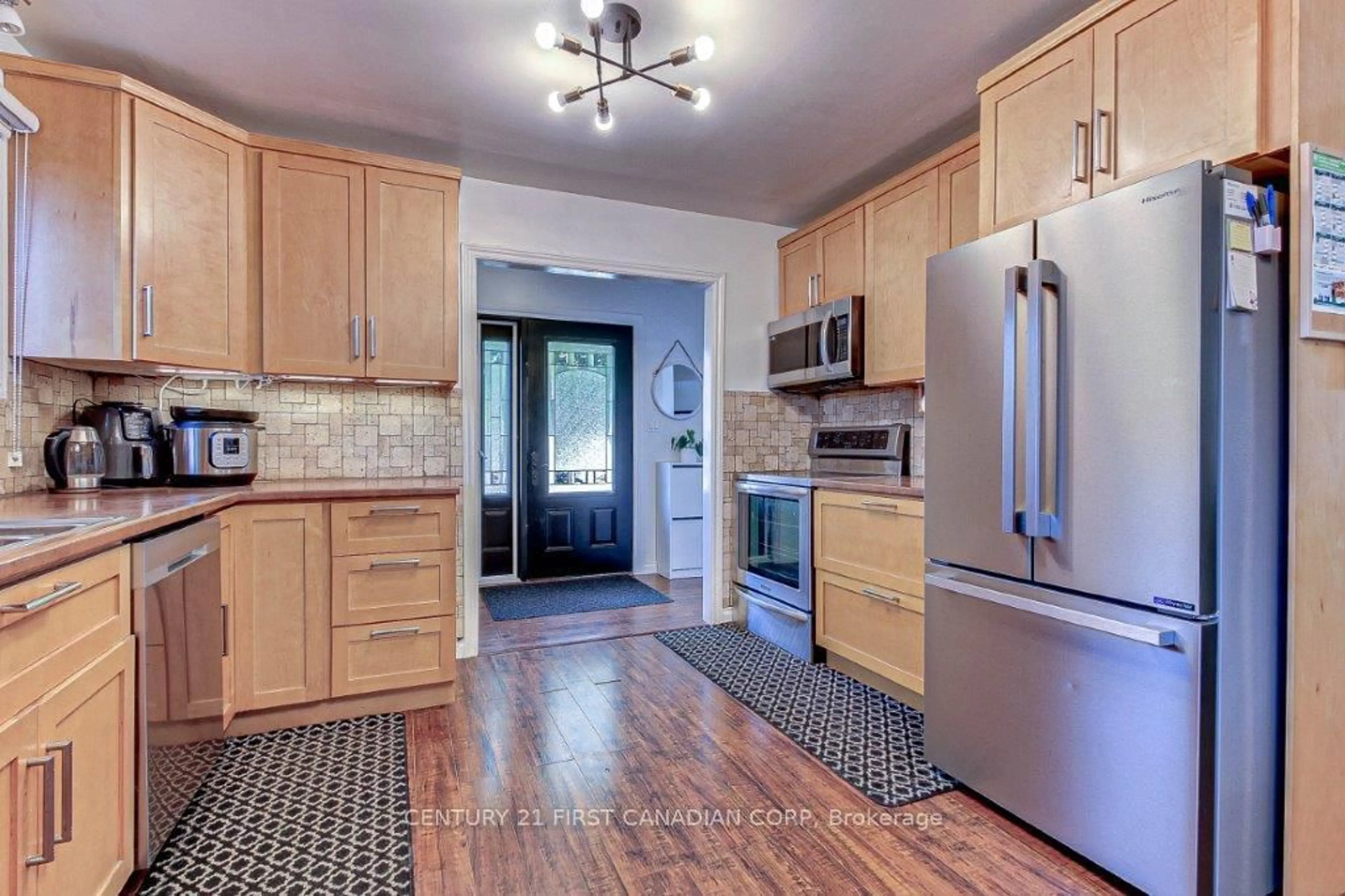 Unknown for 67 Weymouth Dr, London East Ontario N5V 4E3