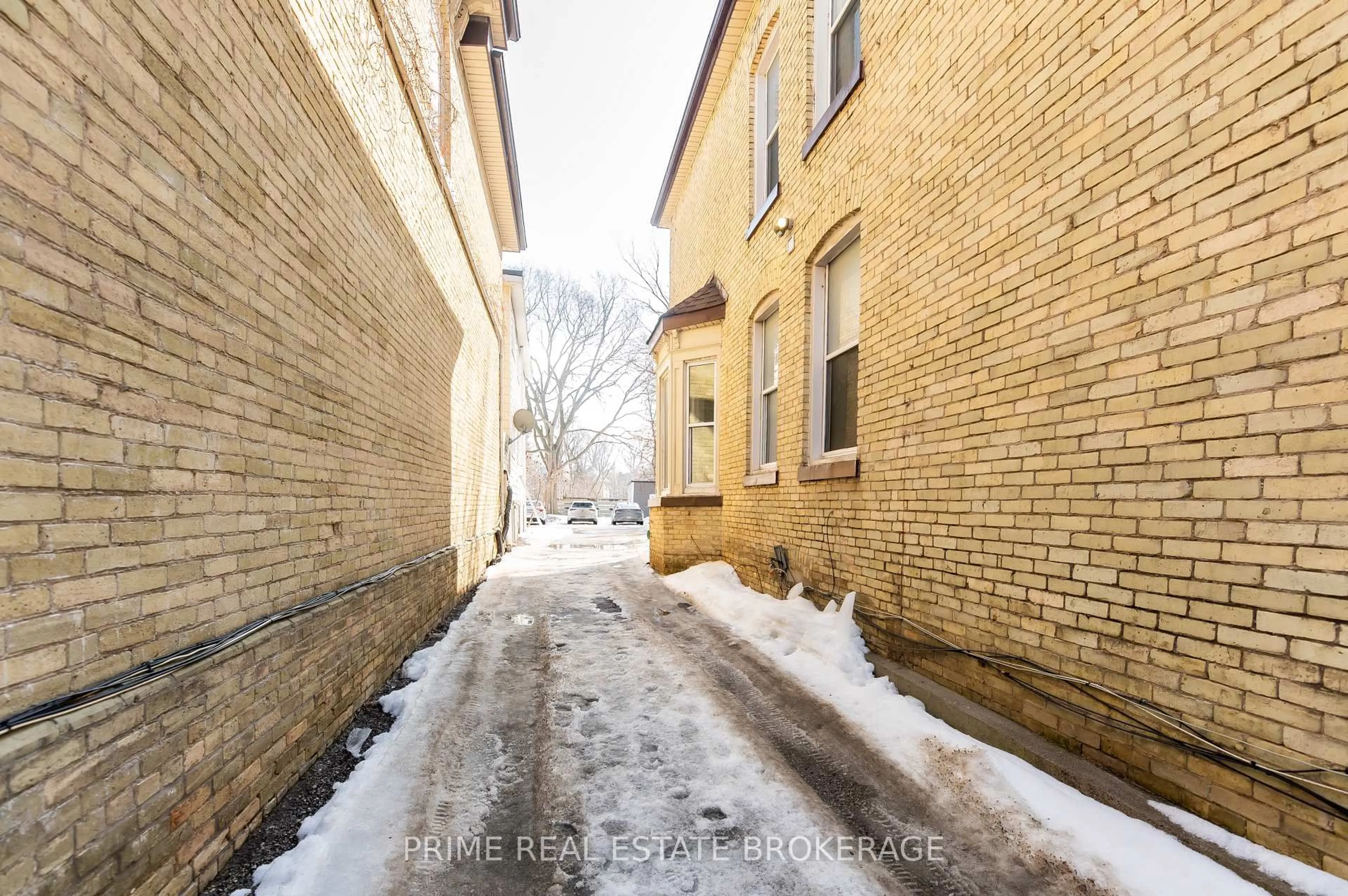 Unknown for 46 Stanley St, London South Ontario N6C 1B1