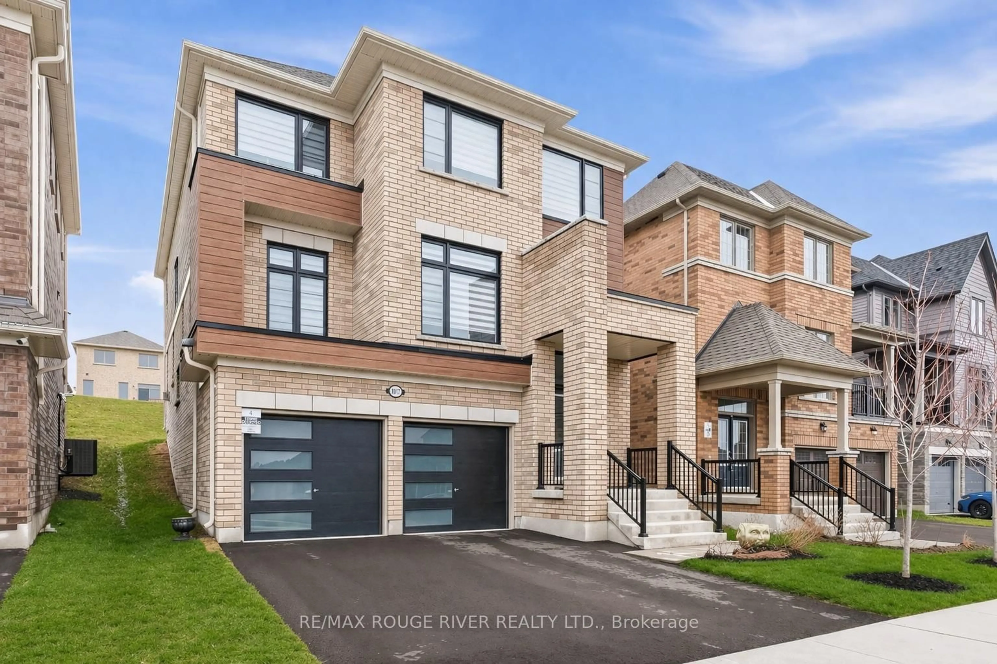 Home with brick exterior material, street for 1017 Trailsview Ave, Cobourg Ontario K9A 4J6