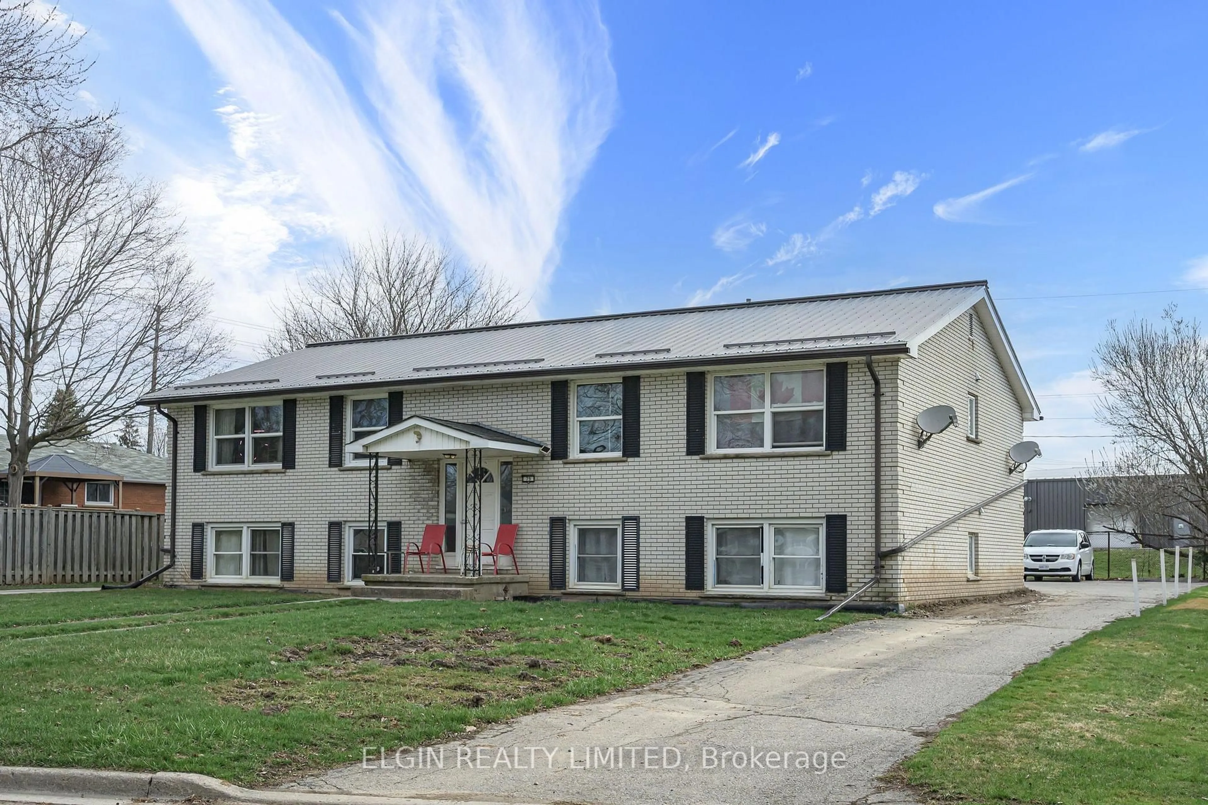 Home with vinyl exterior material, street for 79 Joyce St, St. Thomas Ontario N5P 3M3