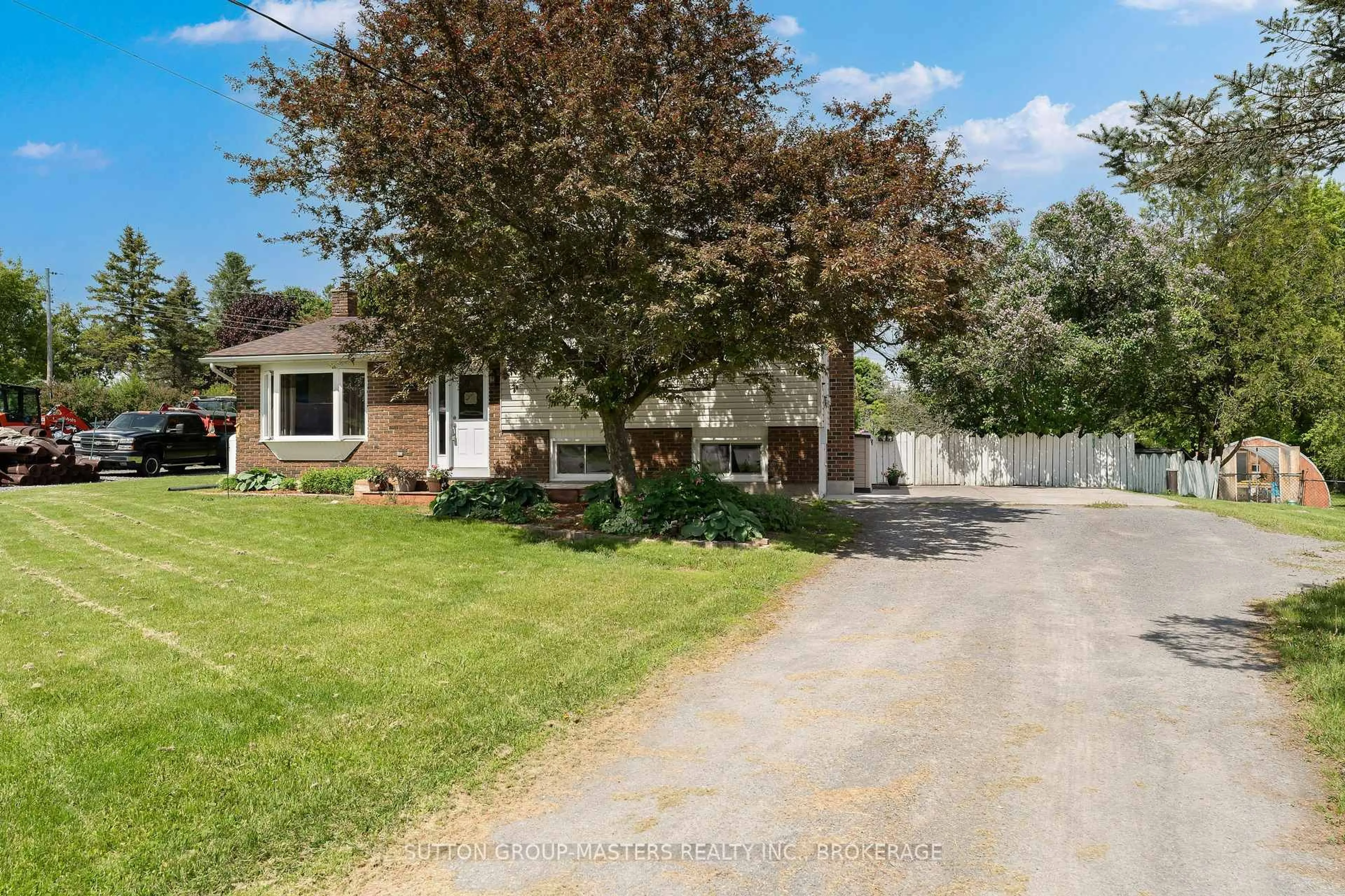 A pic from outside/outdoor area/front of a property/back of a property/a pic from drone, street for 21 McDonald Cres, Napanee Ontario K7R 3K6
