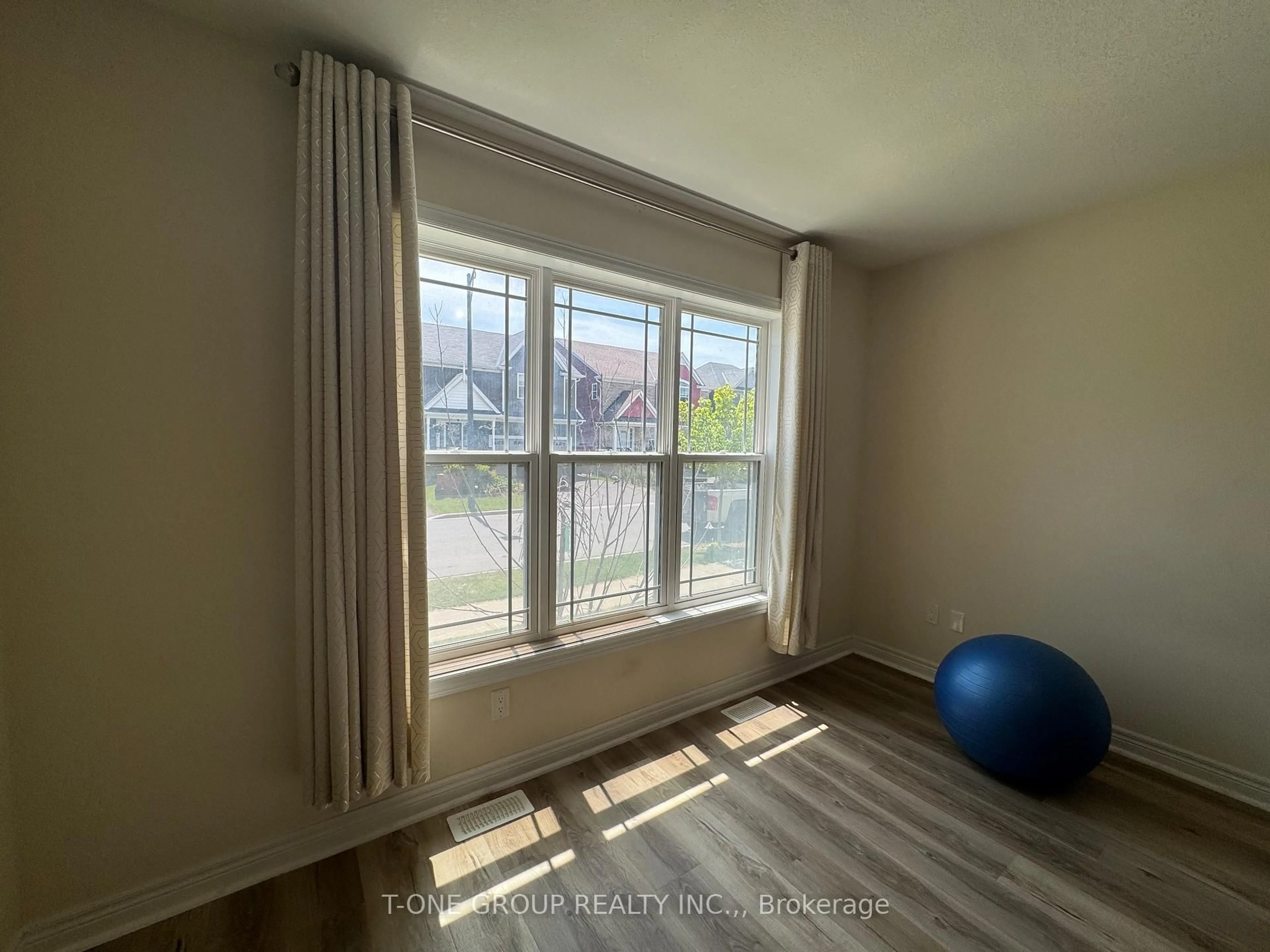 A pic of a room for 116 Rothwell Gdns, Peterborough Ontario K9H 0G8