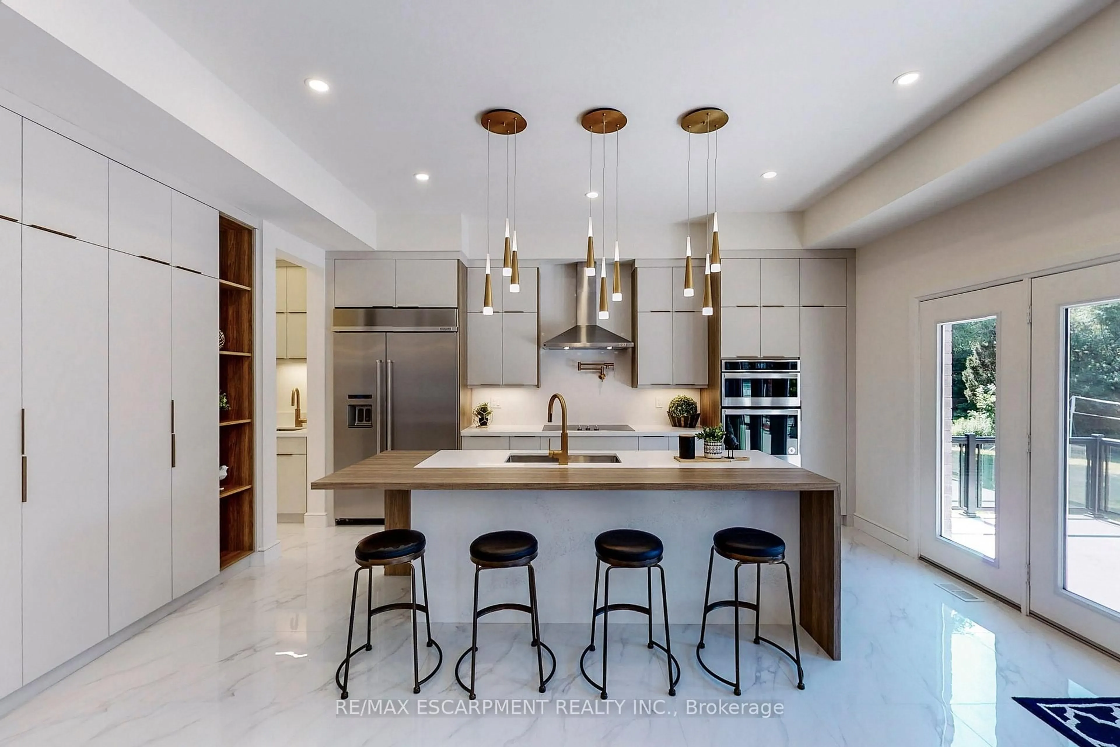 Contemporary kitchen, ceramic/tile floor for 49 Roselawn Ave, Hamilton Ontario L9G 2H9