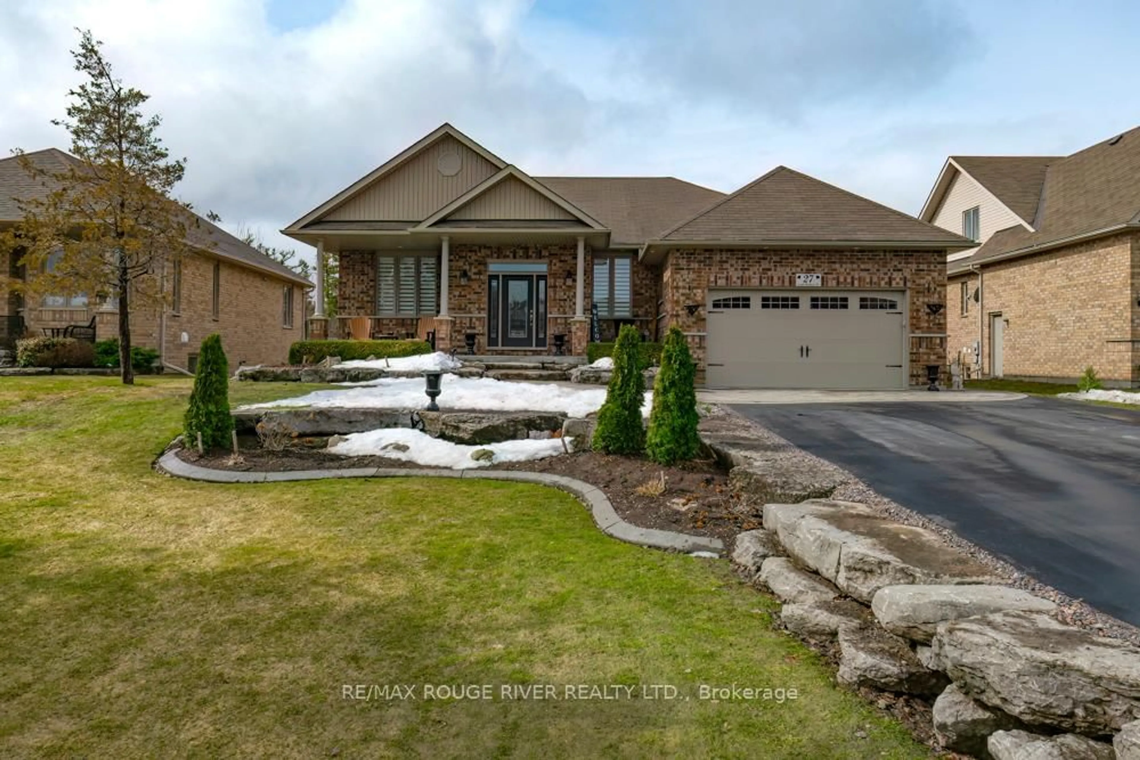 Home with brick exterior material, street for 27 South Harbour Dr, Kawartha Lakes Ontario K0M 1A0