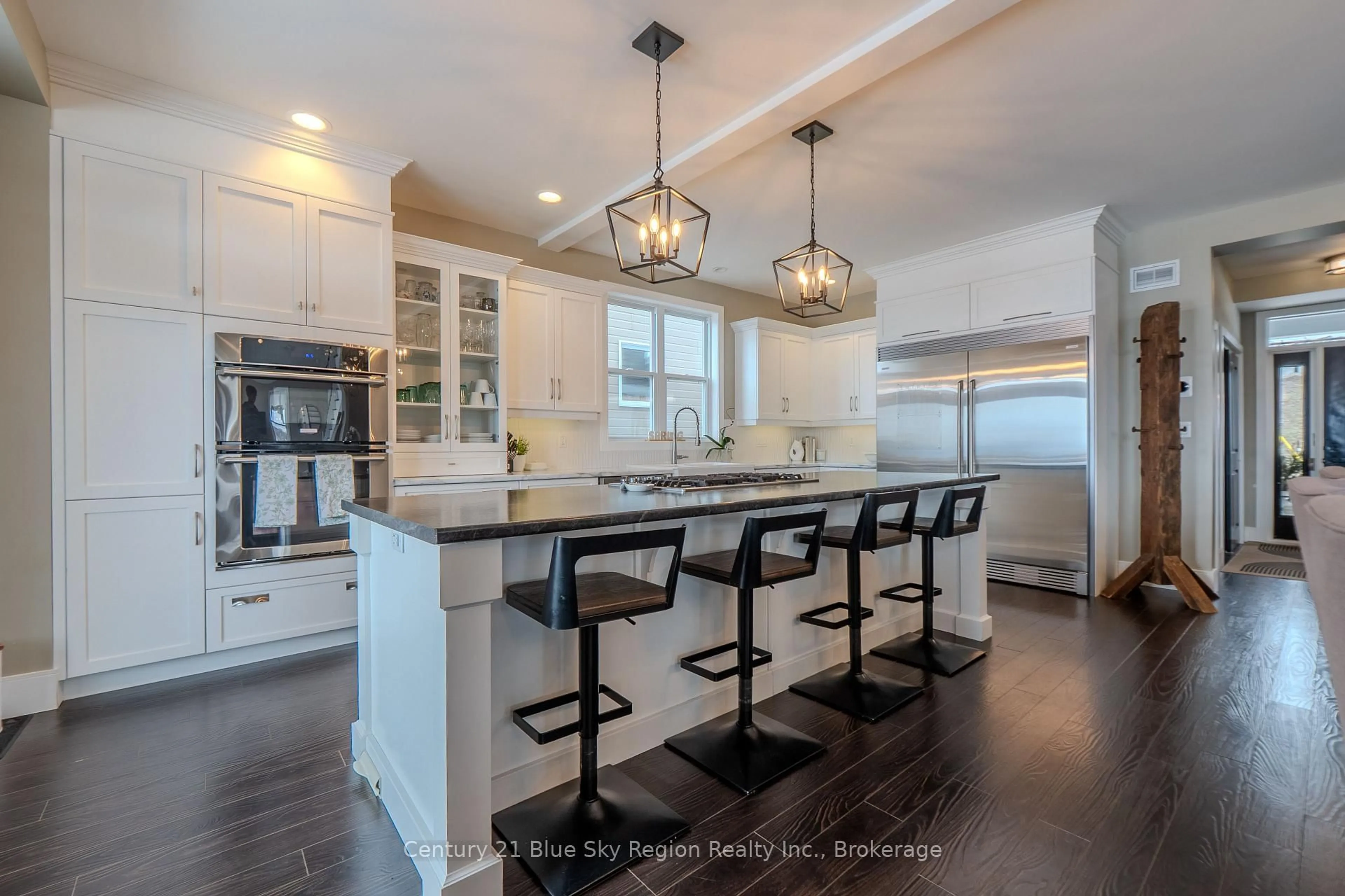 Open concept kitchen, unknown for 723 Mclaren St, North Bay Ontario P1B 3M1