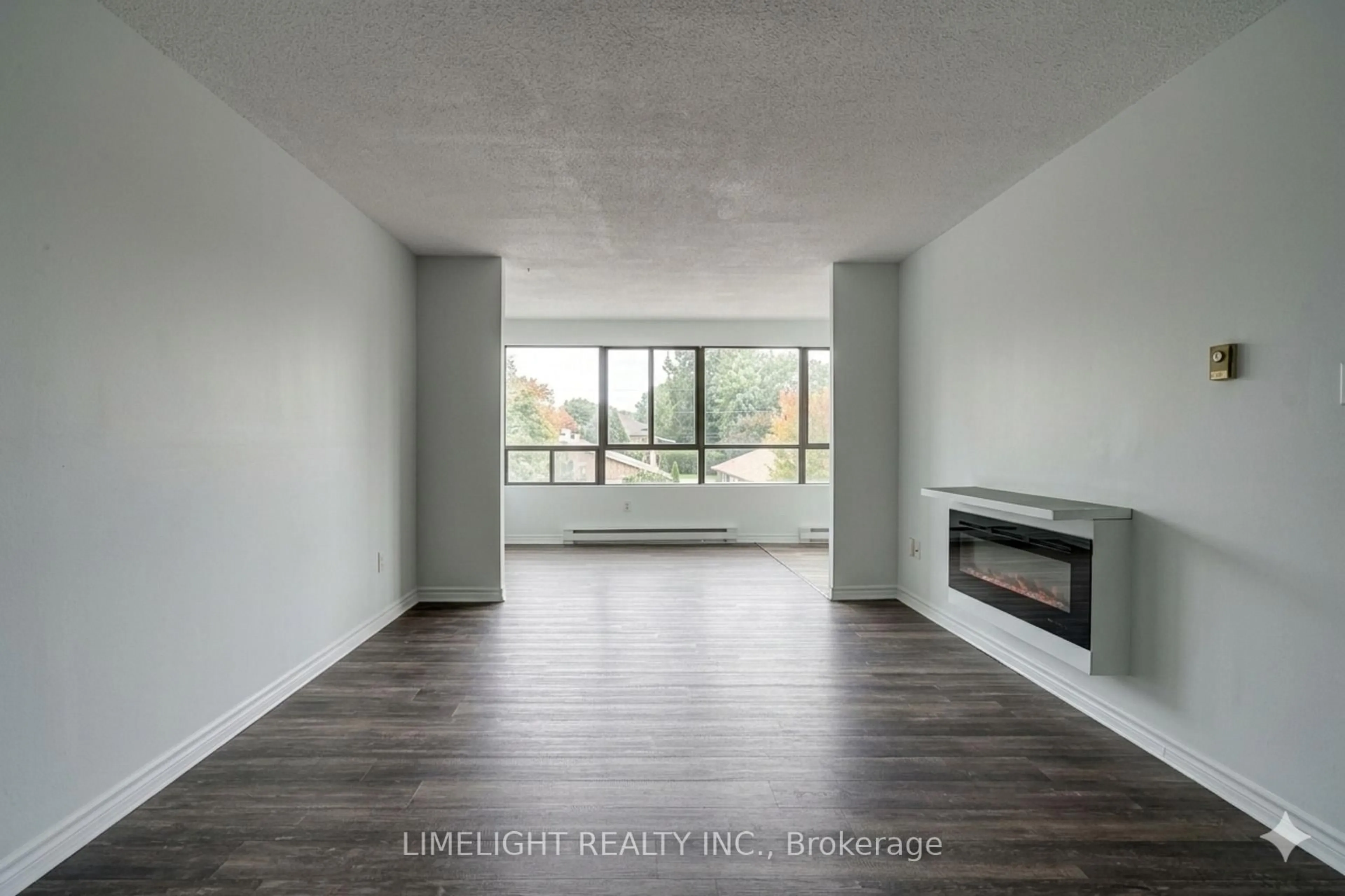 Unknown for 135 Base Line Rd #308, London South Ontario N6J 4W4