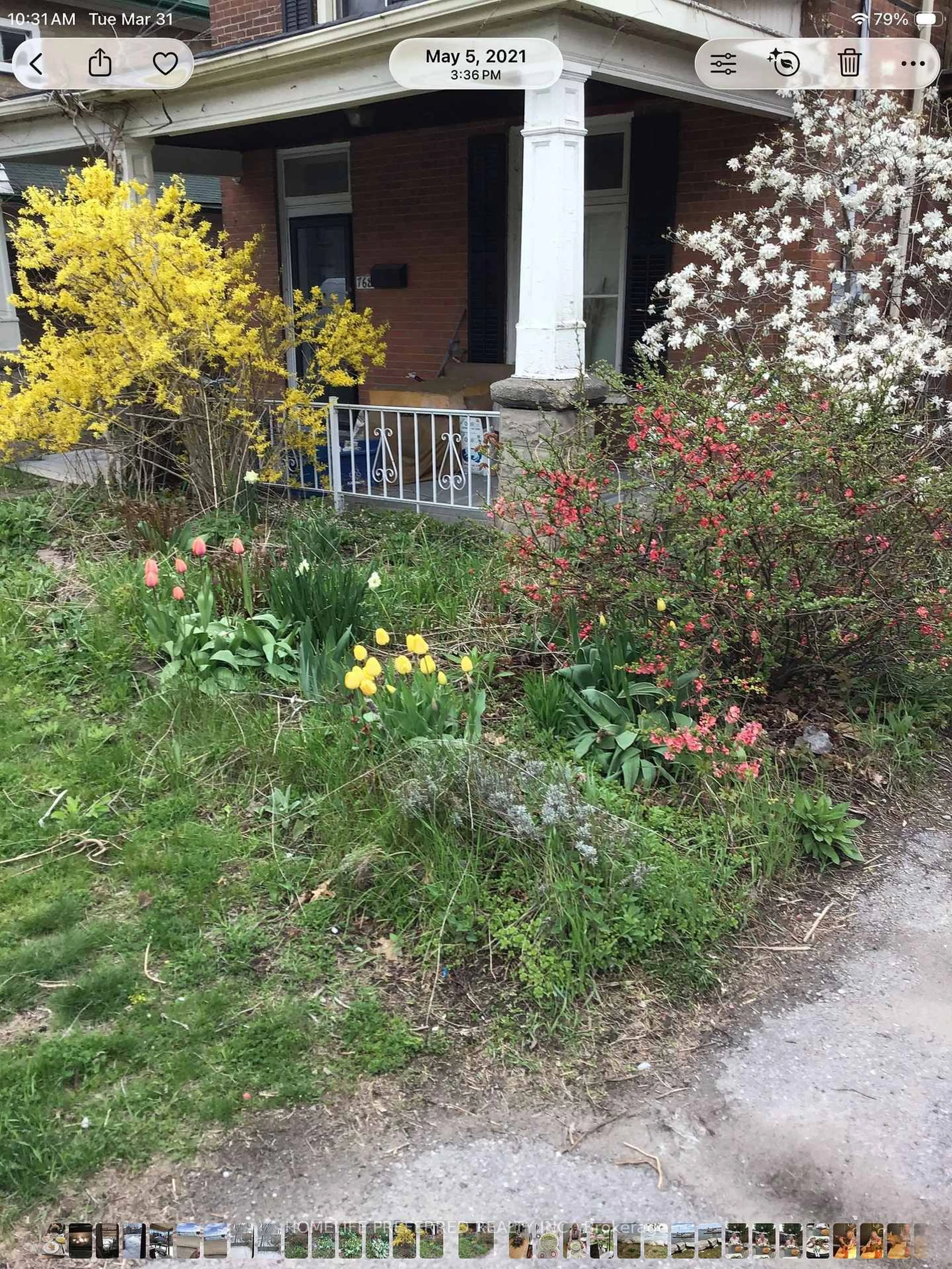 A pic from outside/outdoor area/front of a property/back of a property/a pic from drone, street for 768 Water St, Peterborough Ontario K9H 3N6
