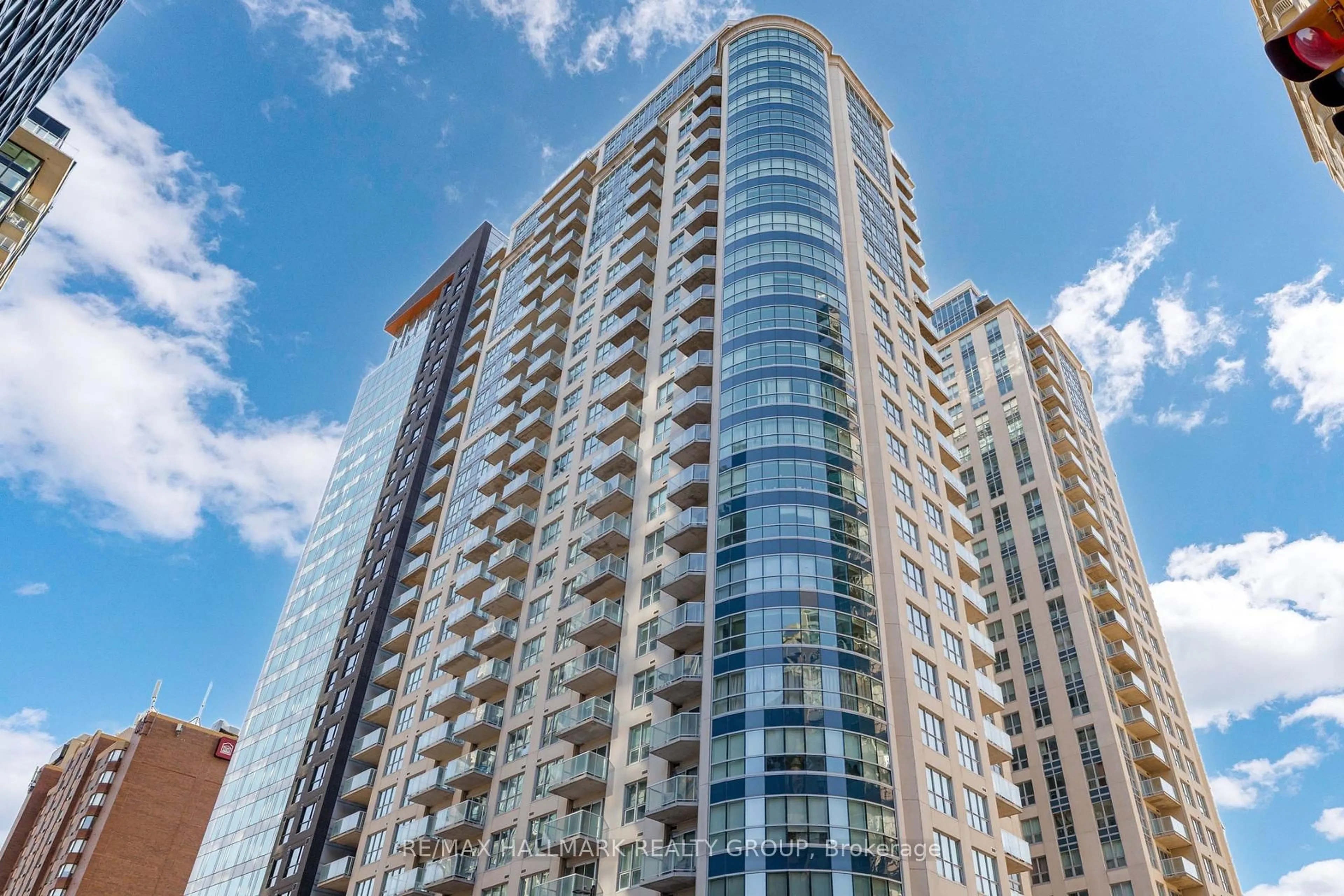 Balcony in the apartment, city buildings view from balcony for 242 Rideau St #803, Ottawa Ontario K1N 0B7