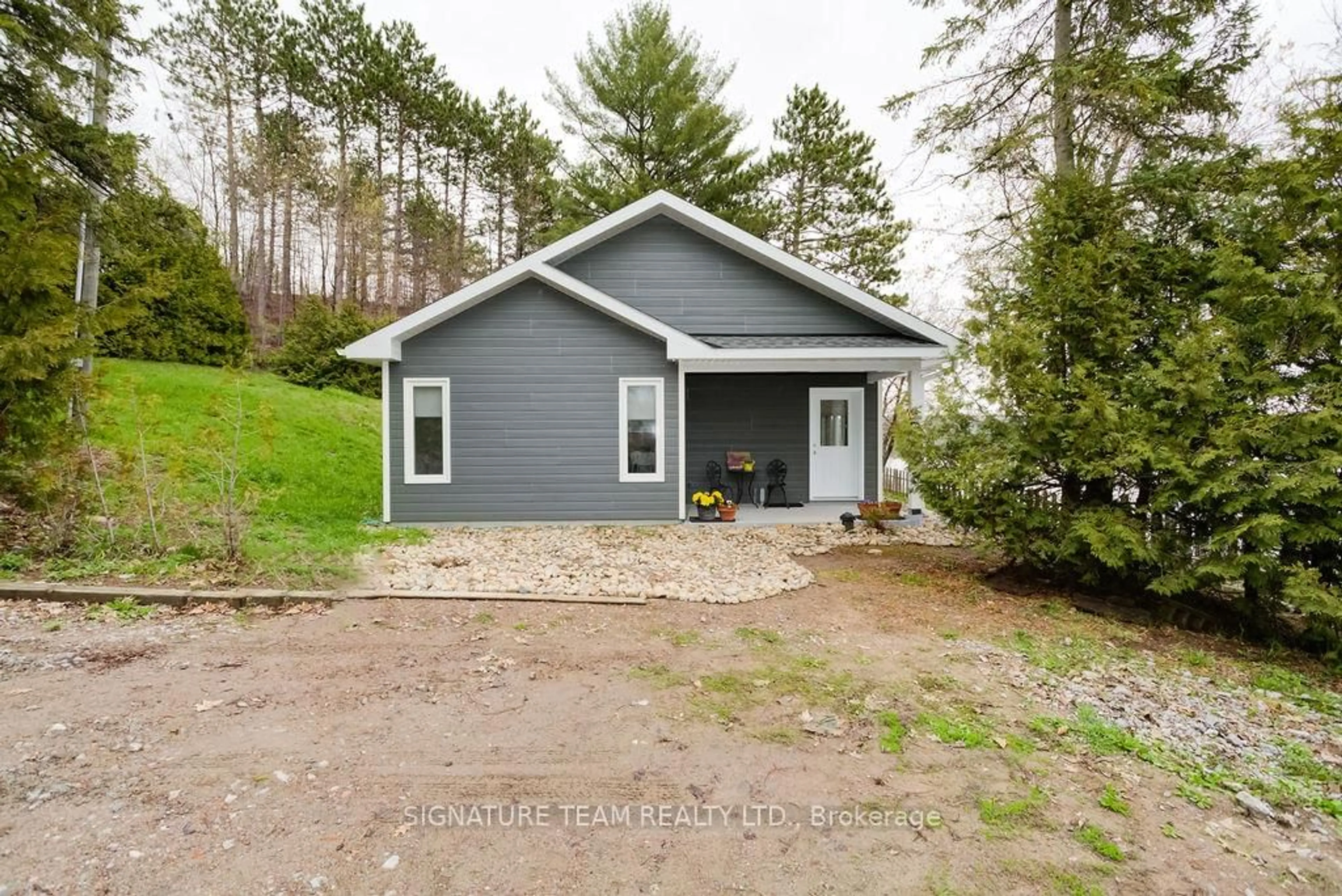 Home with vinyl exterior material, unknown for 321A Lake Dore Rd, Golden Lake Ontario K0J 1X0