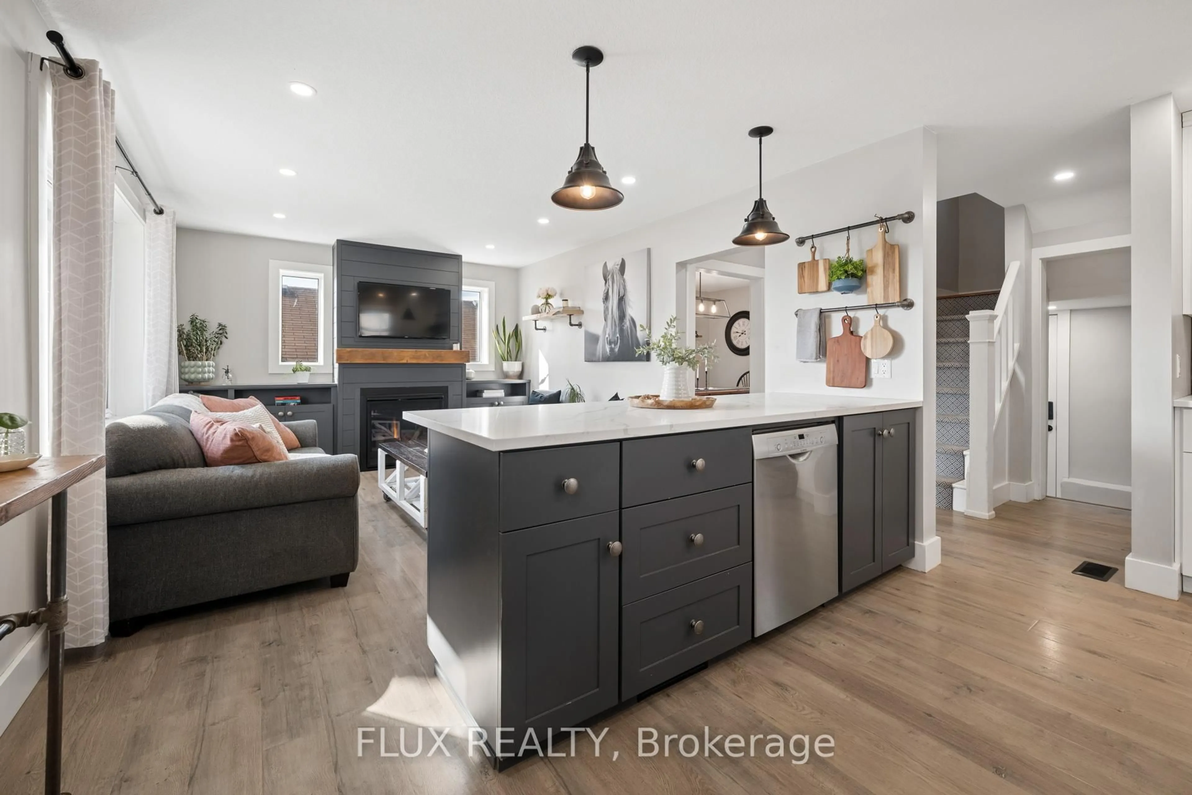 Open concept kitchen, unknown for 17 Barclay Ave, Kitchener Ontario N2M 4B2