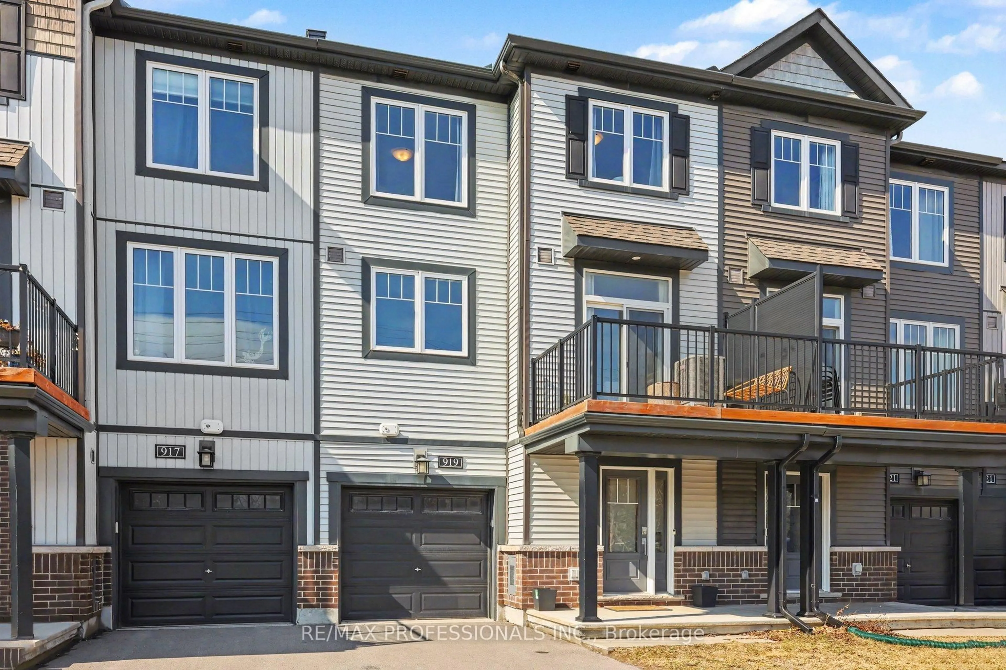 Unknown for 919 LIXNAW Crt, Ottawa Ontario K2J 6Y3