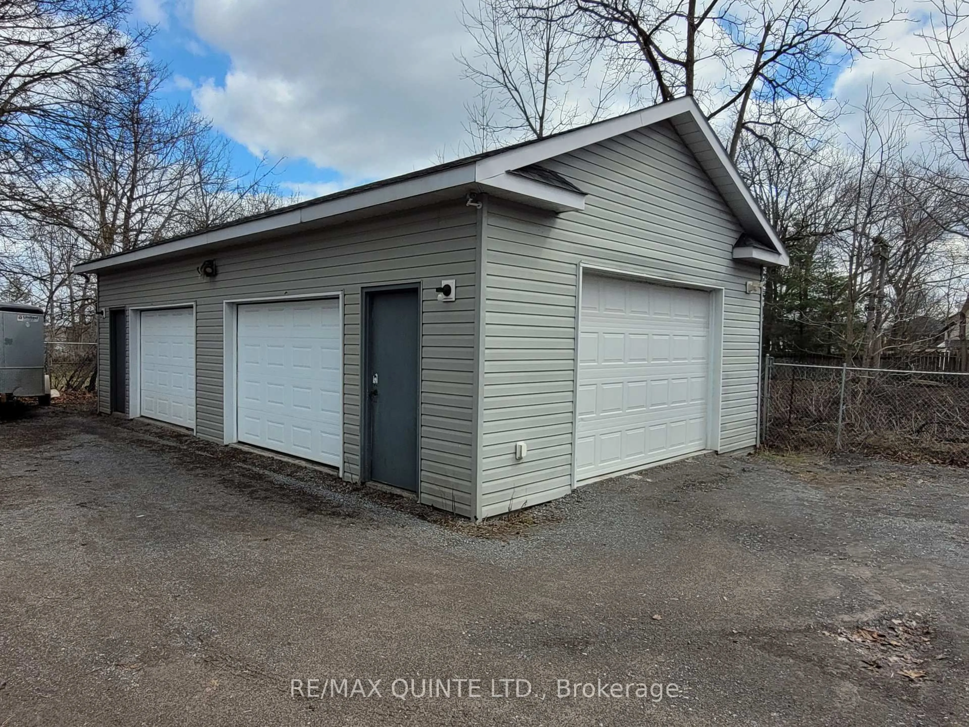 Shed for 41 Grier St, Belleville Ontario K8P 2Z9
