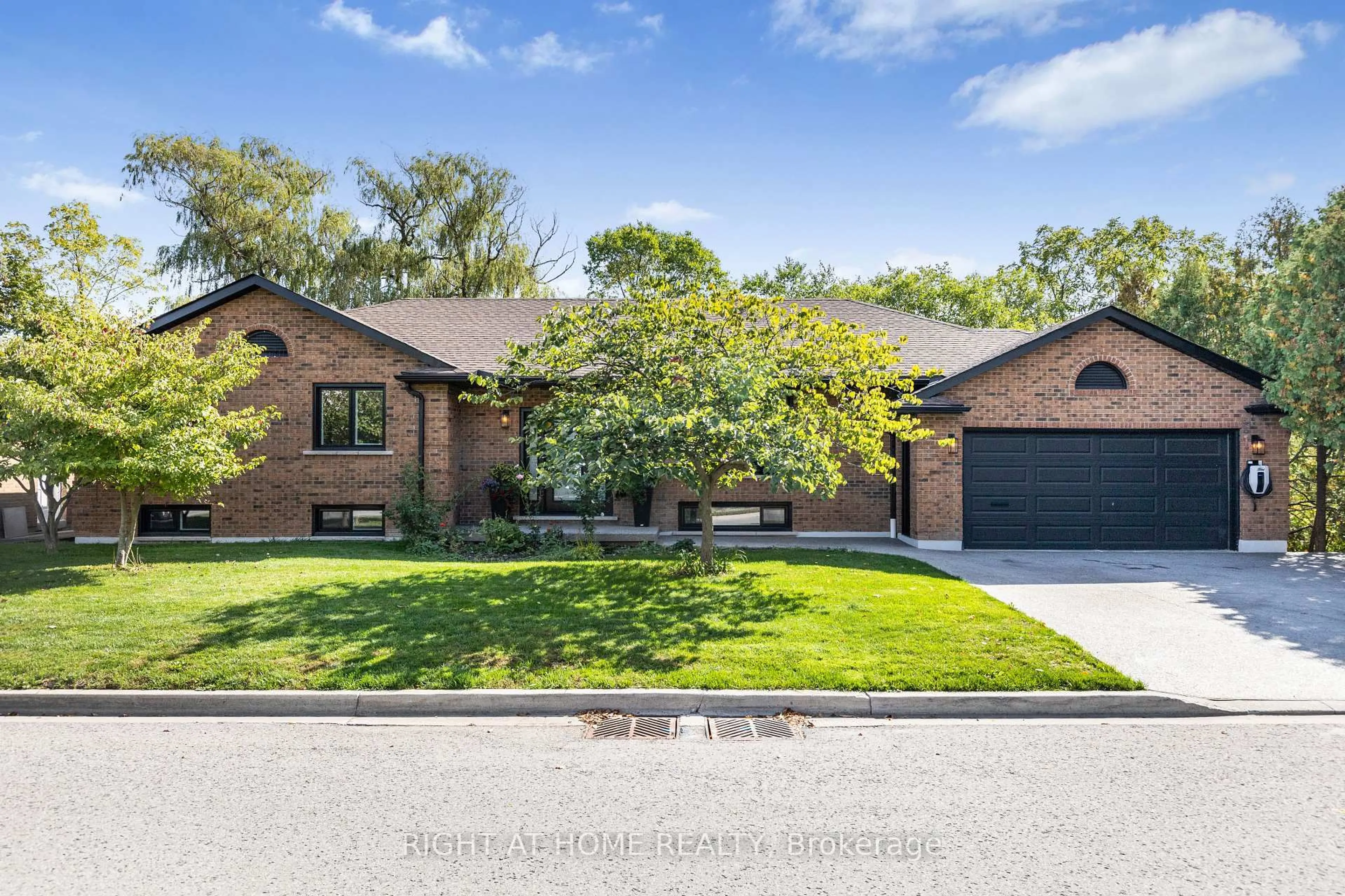 Home with brick exterior material, street for 23 Riverview Blvd, St. Catharines Ontario L2T 3L5