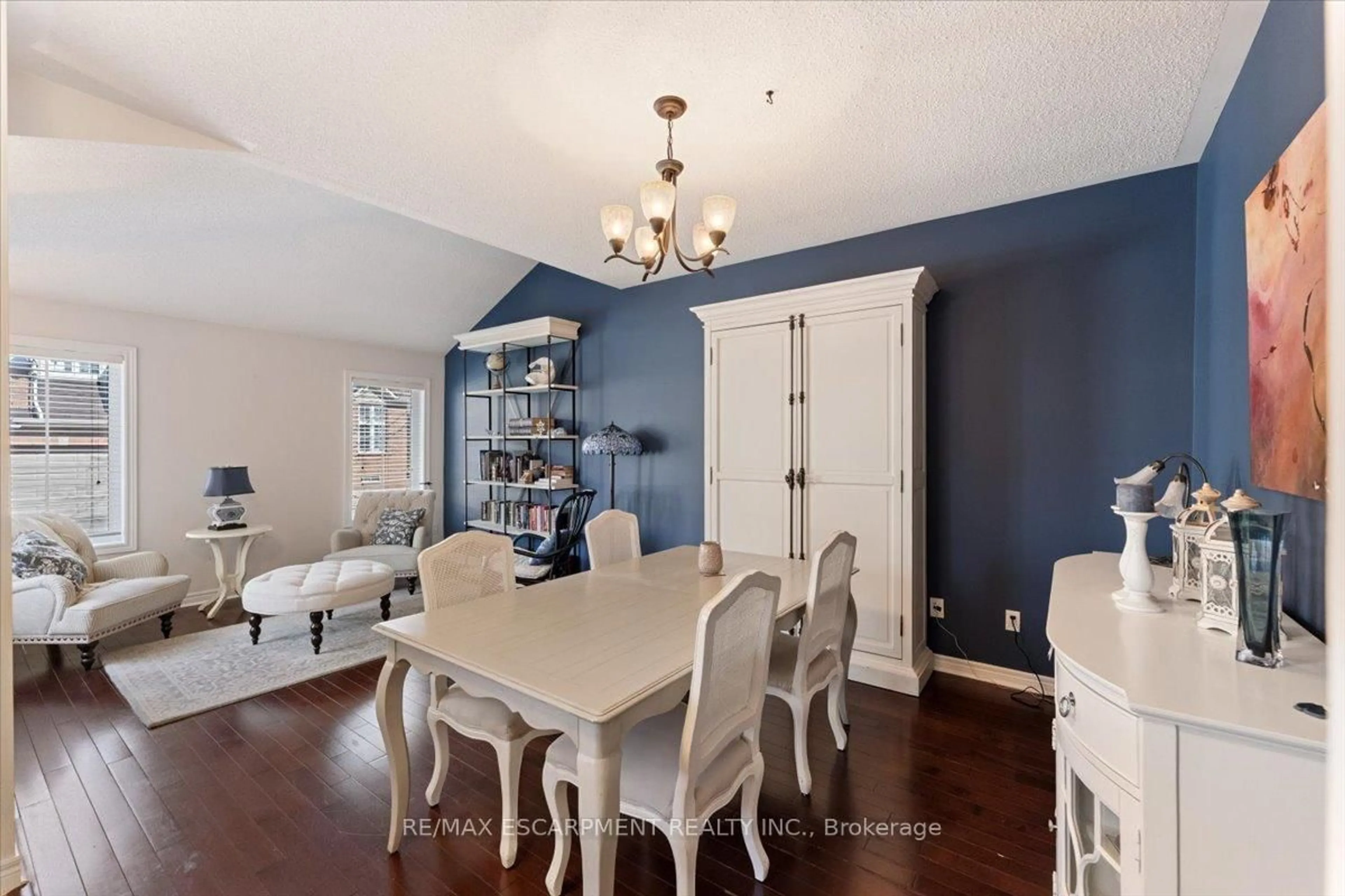 Dining room, unknown for 100 Beddoe Dr #6, Hamilton Ontario L8P 4Z2