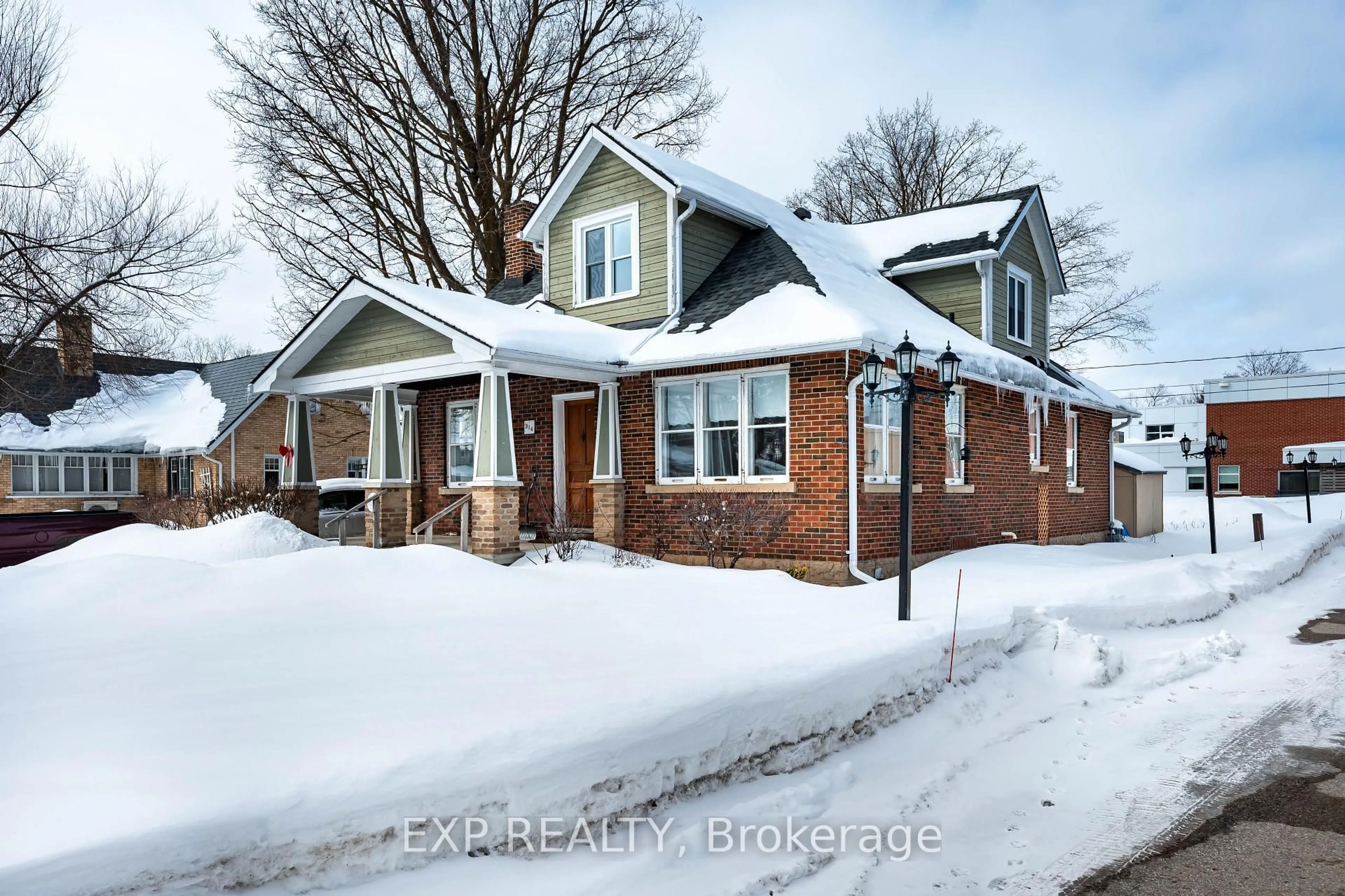 Home with brick exterior material, street for 314 Main St, Shelburne Ontario L9V 2Y9