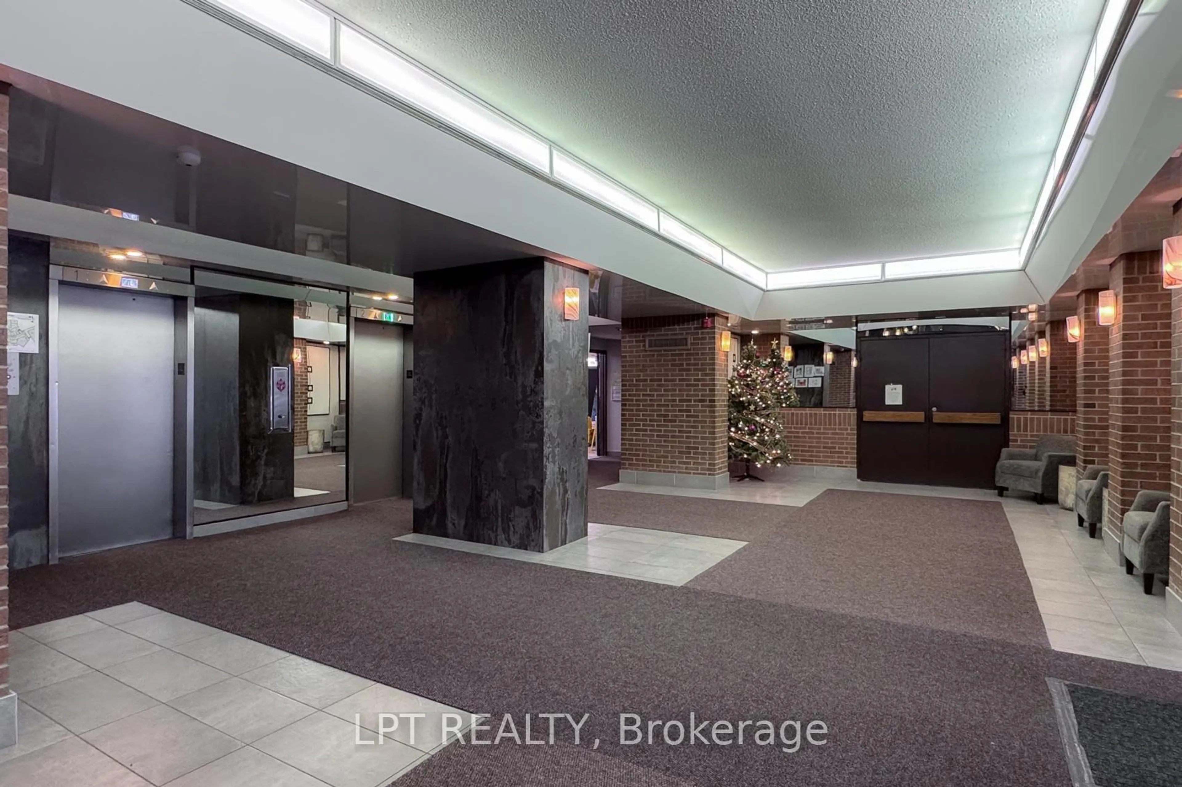 Lobby for 1380 Prince Of Wales Dr #802, Ottawa Ontario K2C 3N5