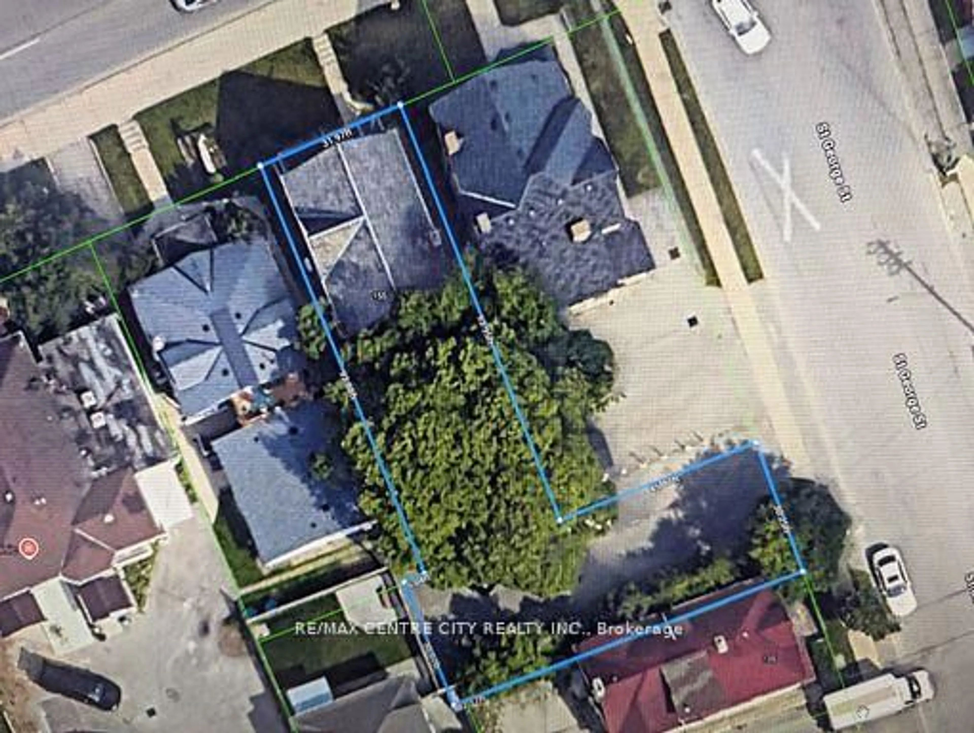 A pic from outside/outdoor area/front of a property/back of a property/a pic from drone, street for 163 Oxford St, London East Ontario N6A 1T4