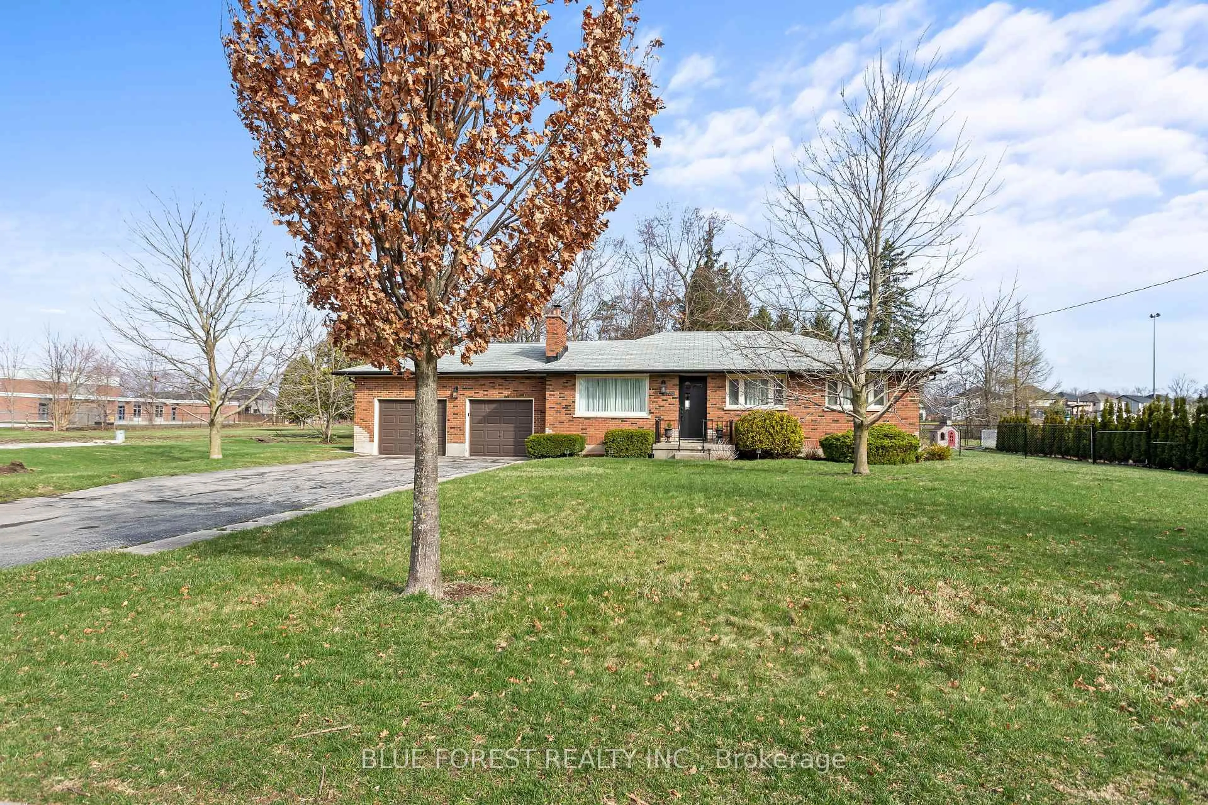 Home with brick exterior material, street for 6742 James St, London South Ontario N6P 1A6