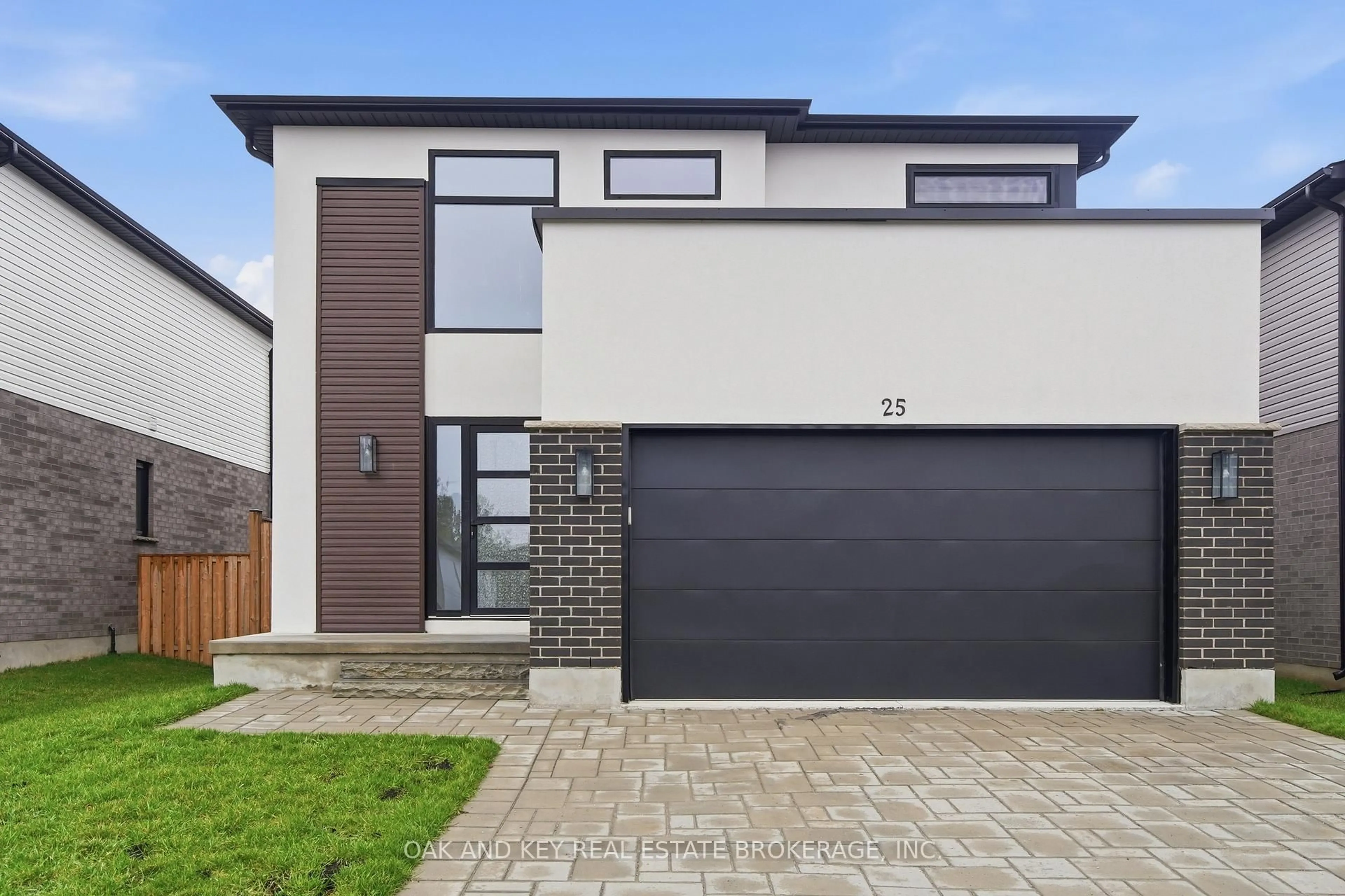 Home with brick exterior material, street for 25 Alexander Circ, Strathroy-Caradoc Ontario N7G 0B4