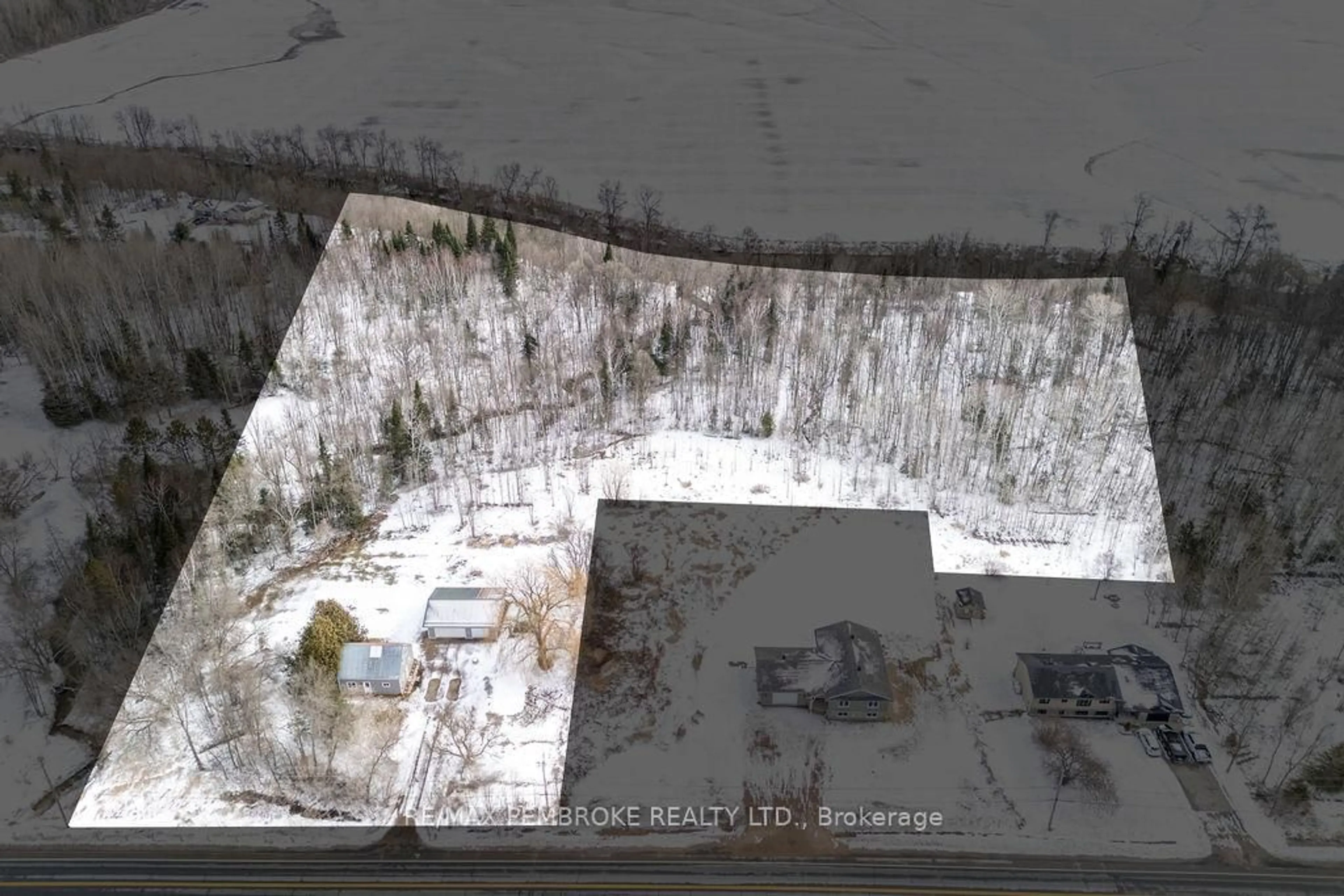 A pic from outside/outdoor area/front of a property/back of a property/a pic from drone, building for 97 Mud Lake Rd, Pembroke Ontario K8A 6W4