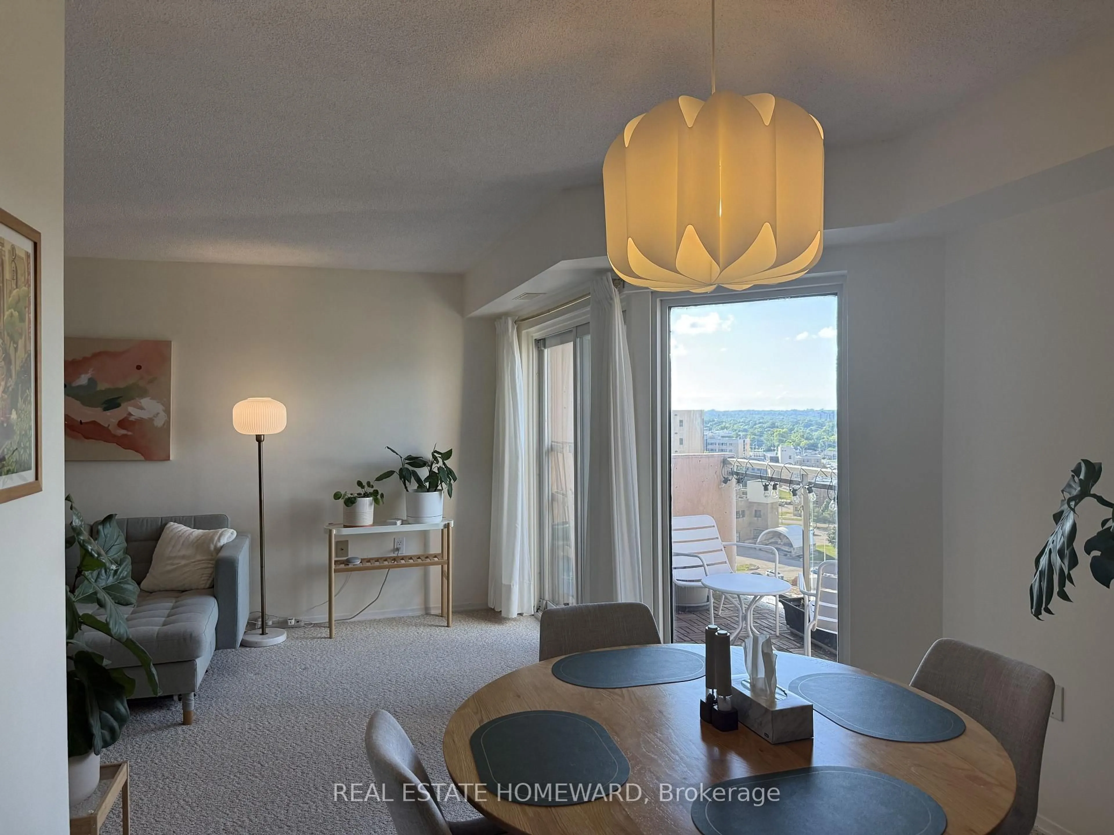 A pic of a room for 860 Commissioners Rd #1505, London South Ontario N6C 5Y8