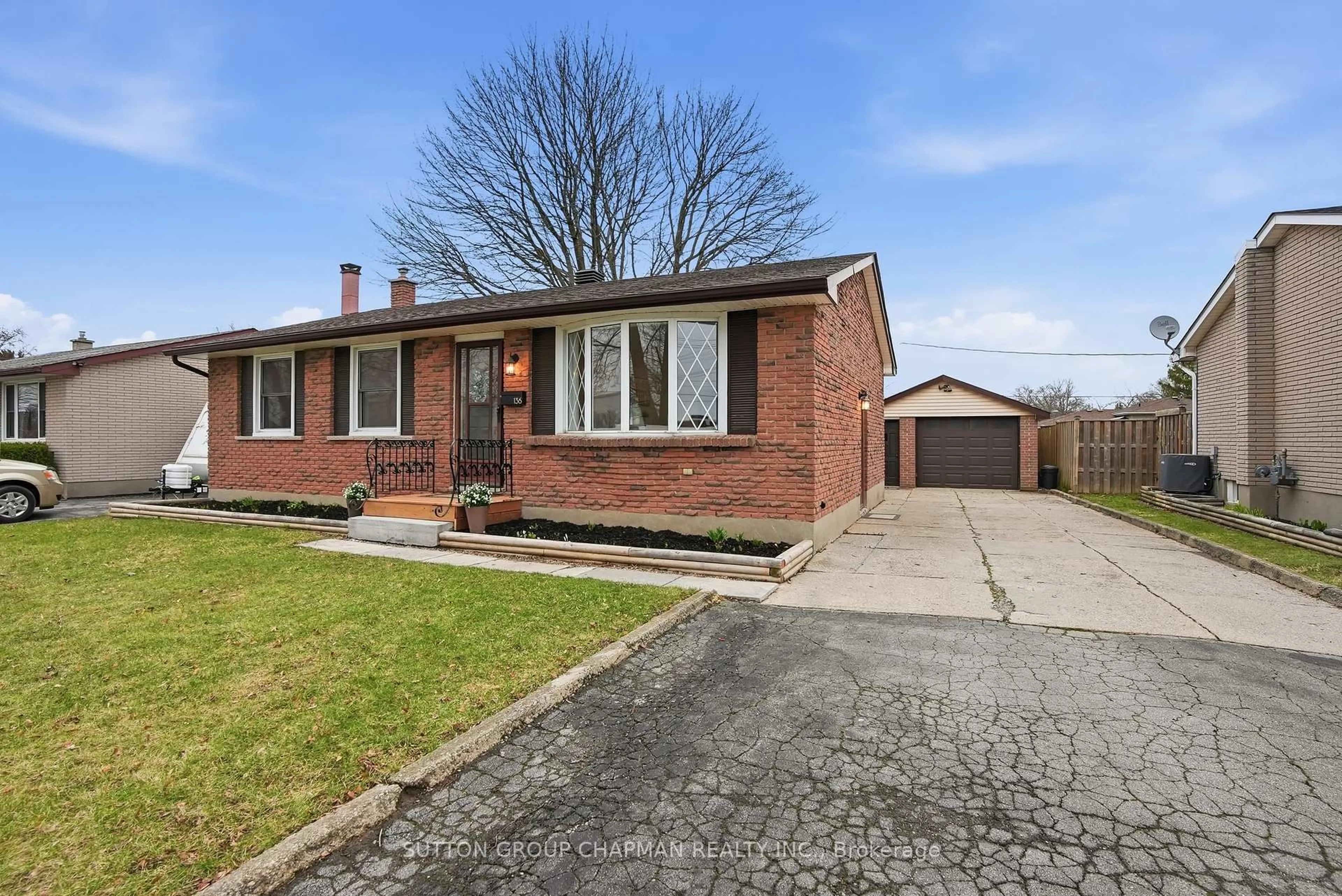 Home with brick exterior material, street for 136 South Edgeware Rd, St. Thomas Ontario N5P 2H6