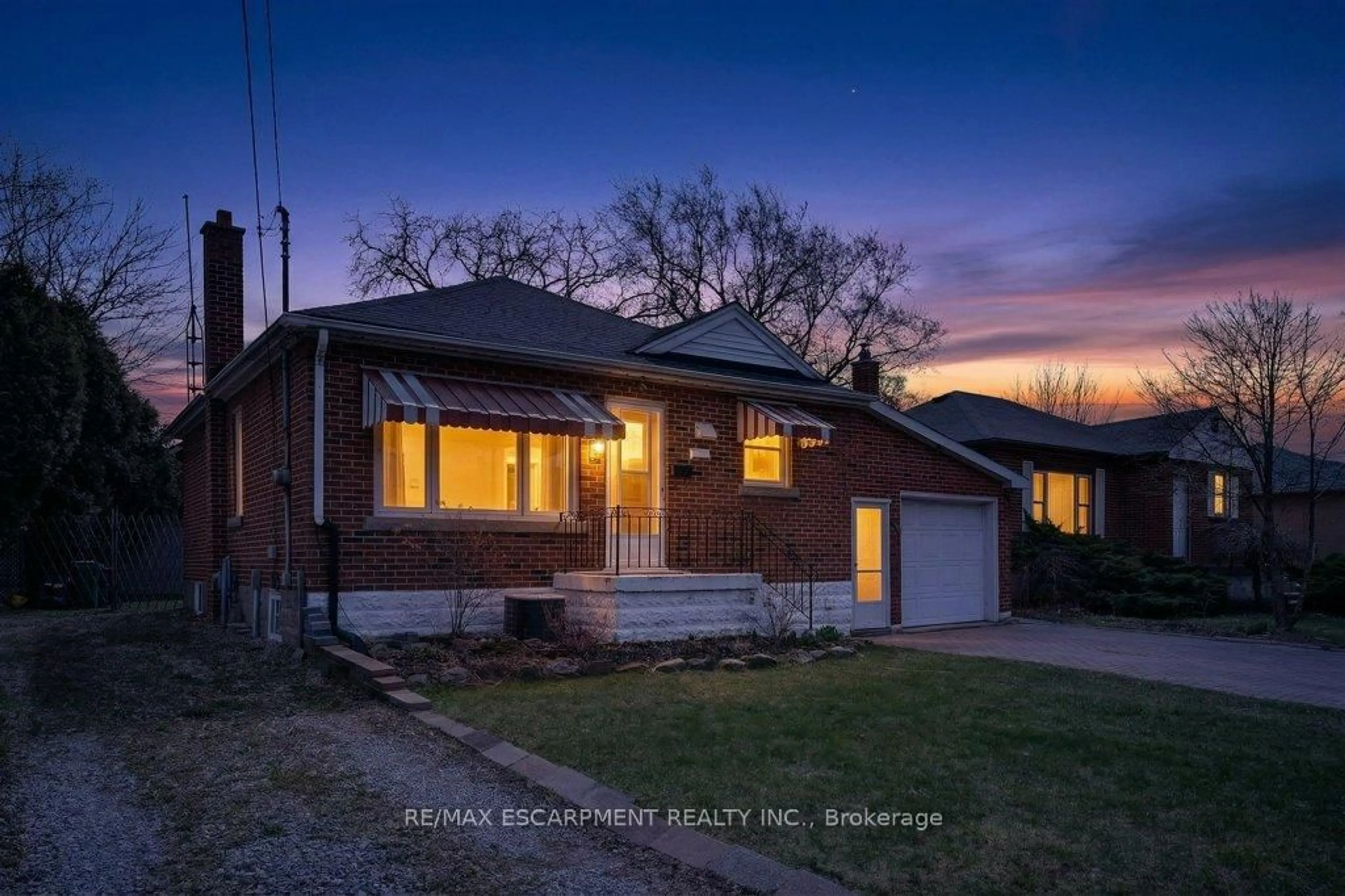 Home with brick exterior material, street for 69 West 4th St, Hamilton Ontario L9C 3M6