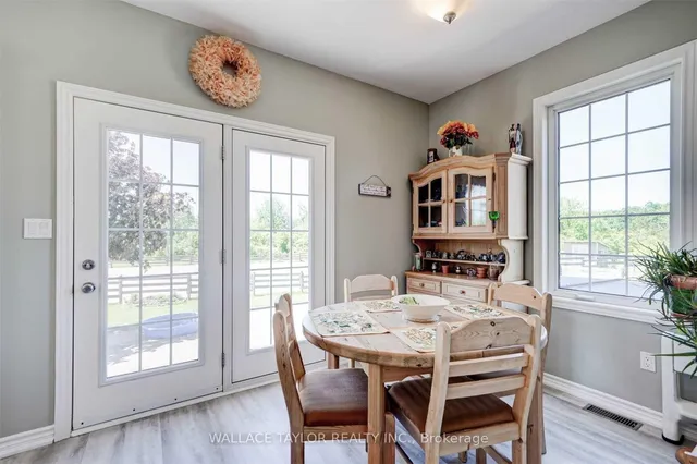 524 Hoover Rd, Stirling 5