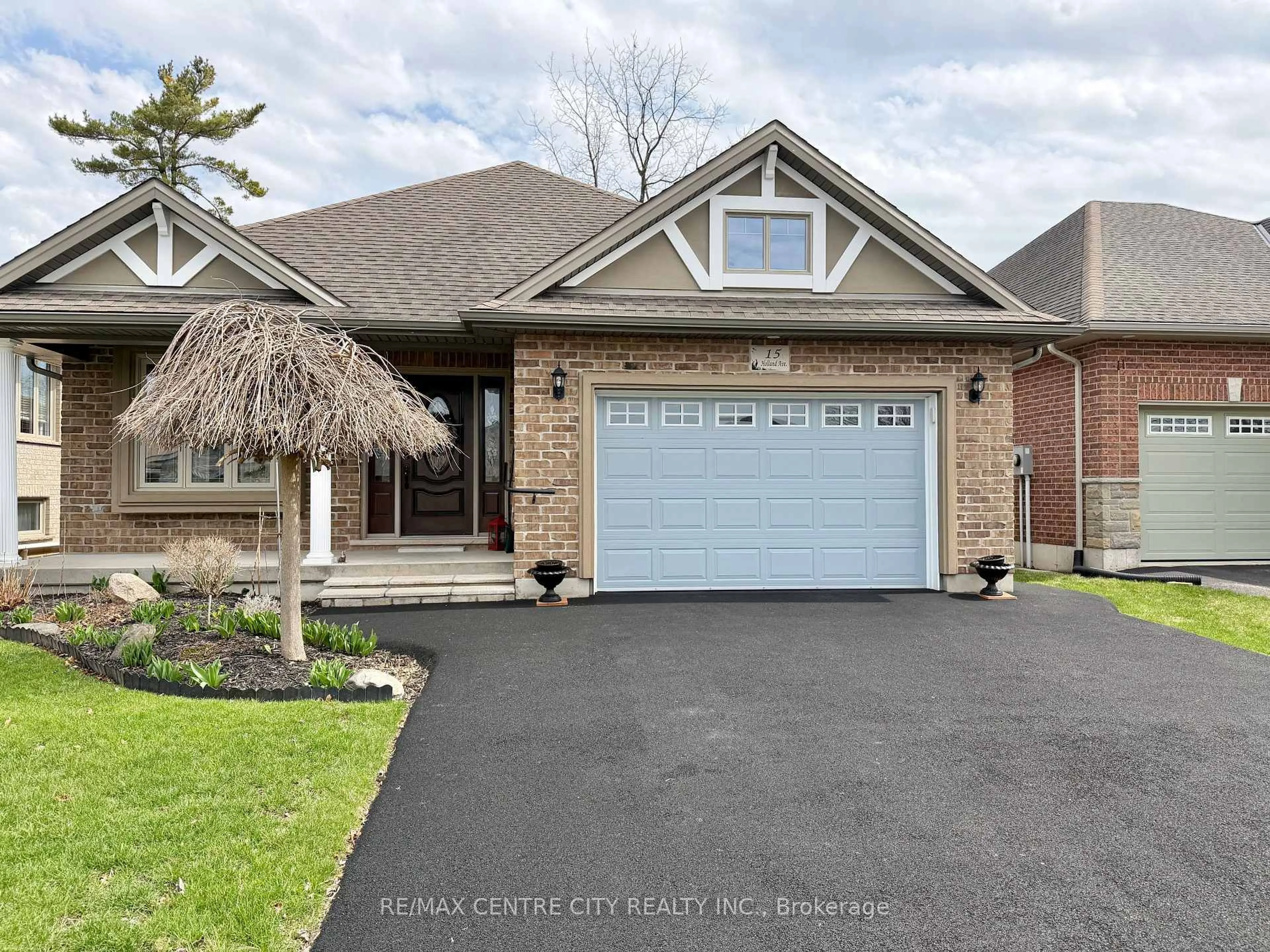 Home with brick exterior material, street for 15 Holland Ave, Aylmer Ontario N5H 3J2