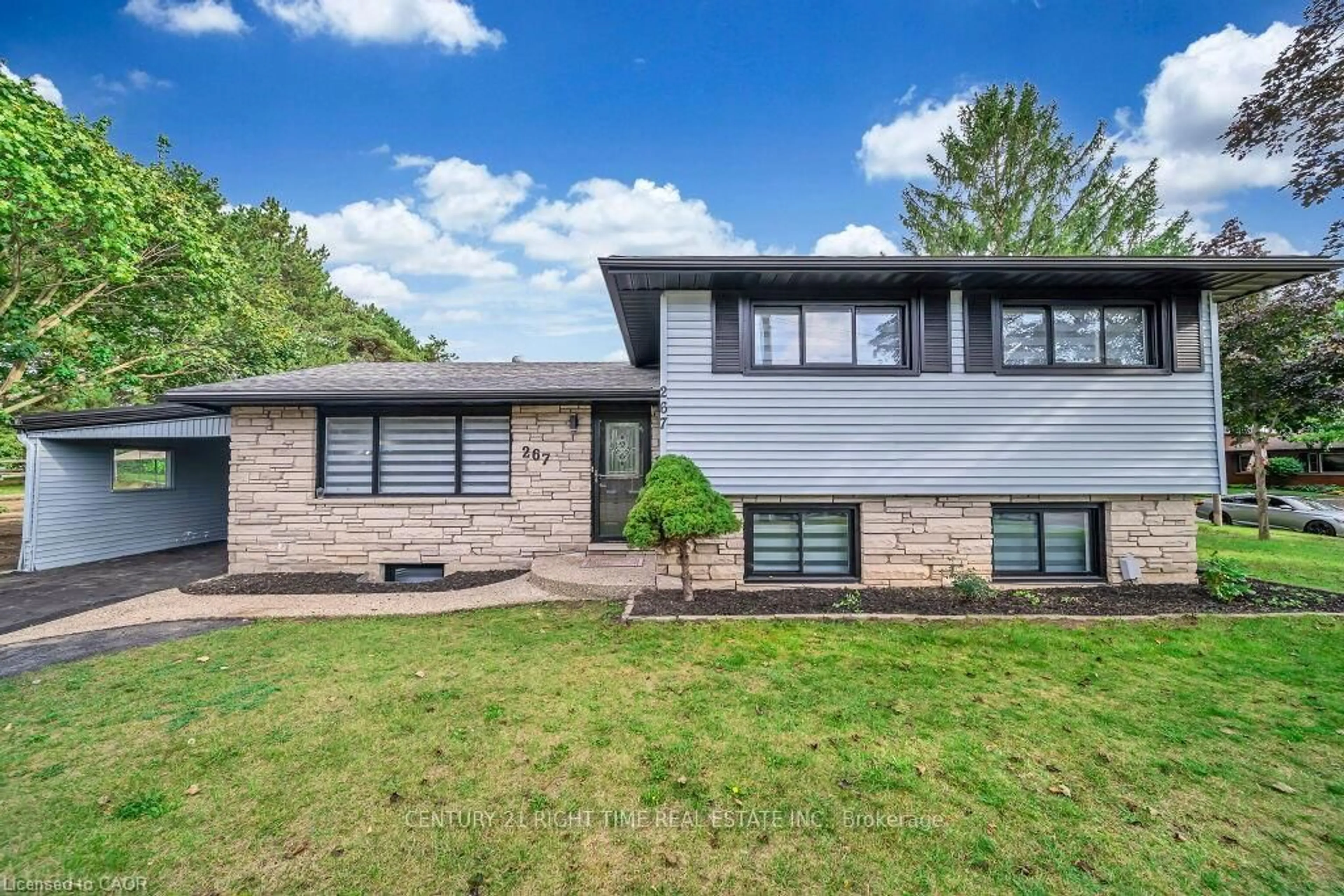 Home with brick exterior material, unknown for 267 ERB St, Waterloo Ontario N2J 1N6