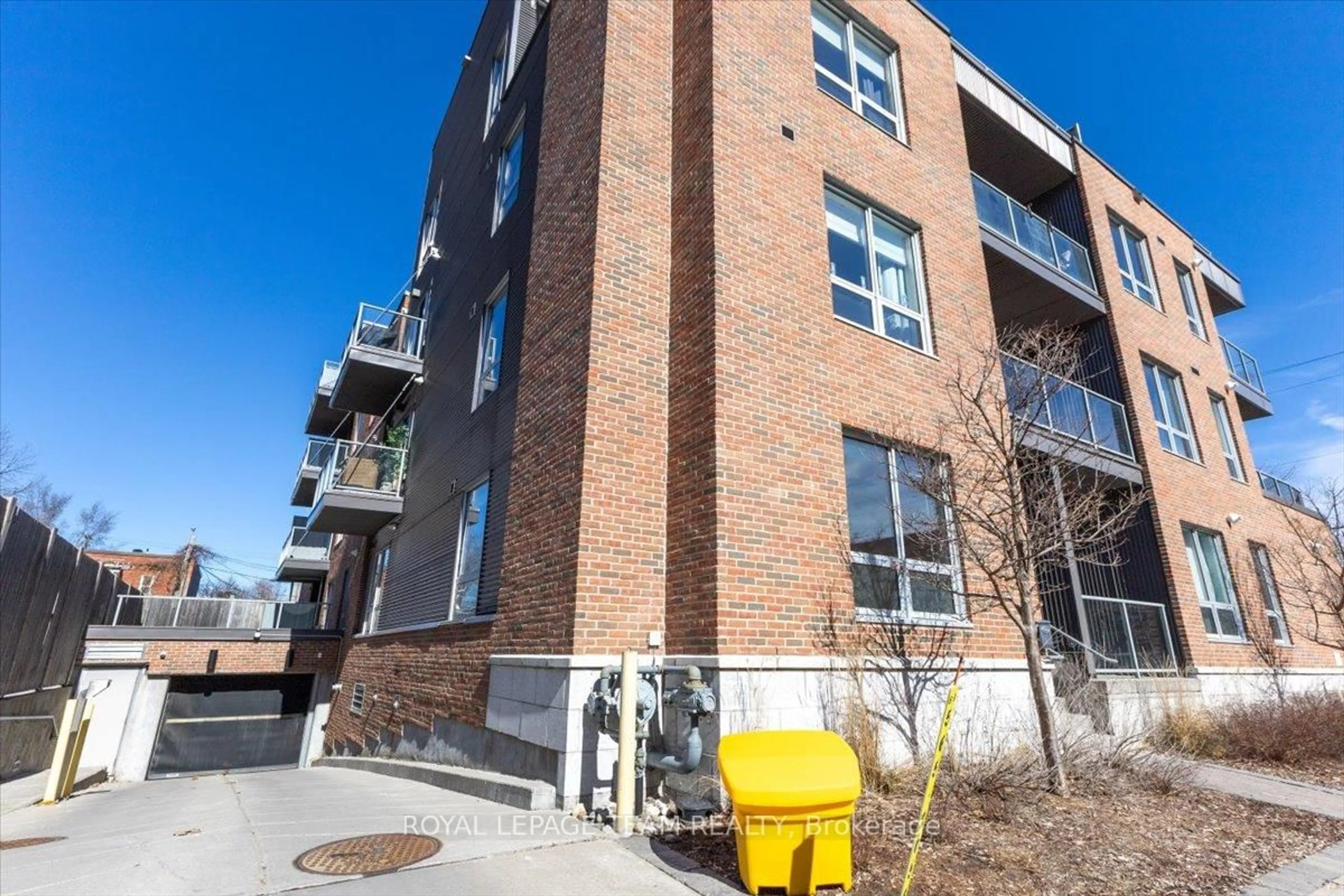 Home with brick exterior material, building for 9 Balsam St, Ottawa Ontario K1R 7K6