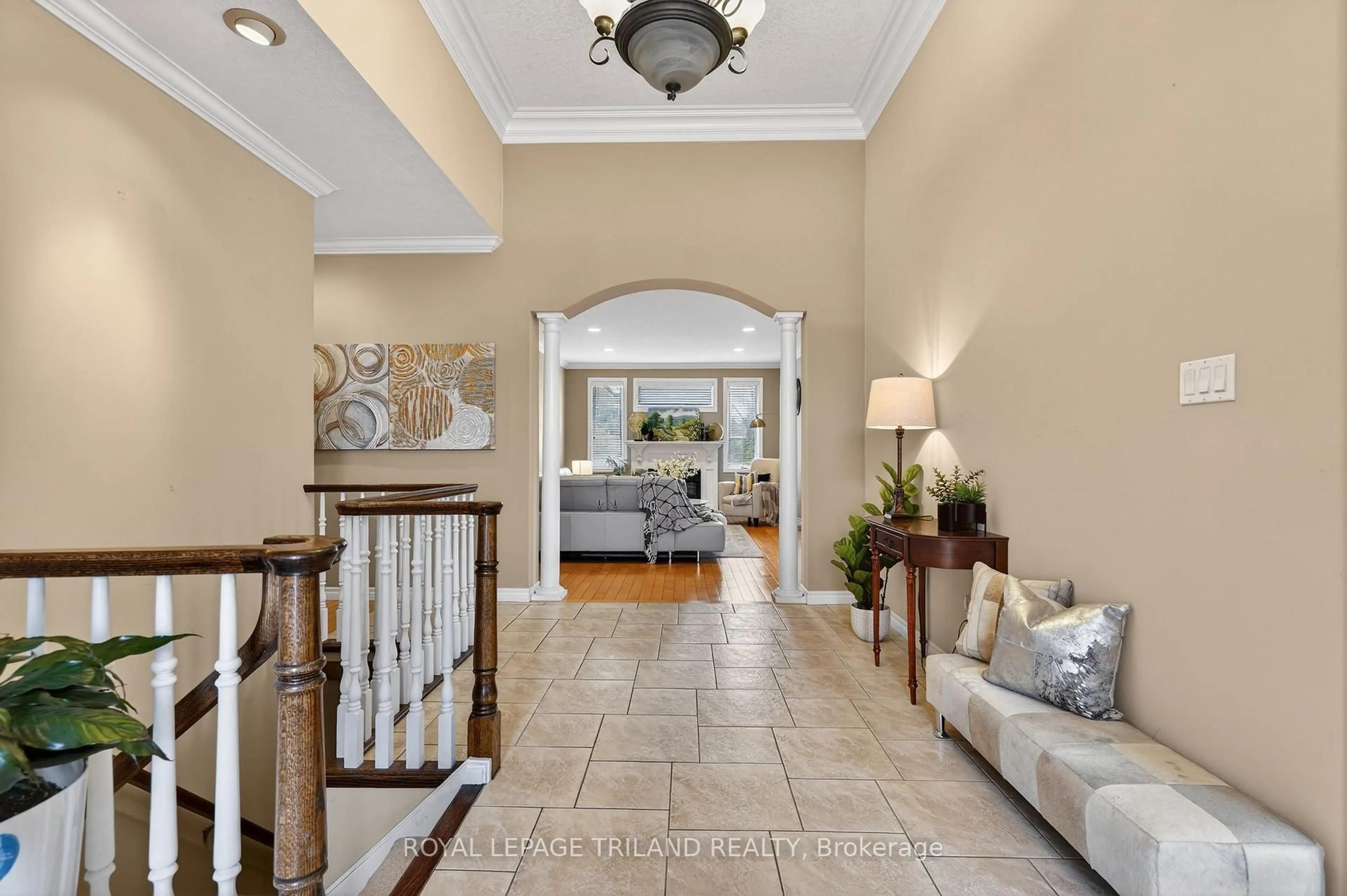 Unknown for 995 Manchester Rd, London North Ontario N6H 5J1