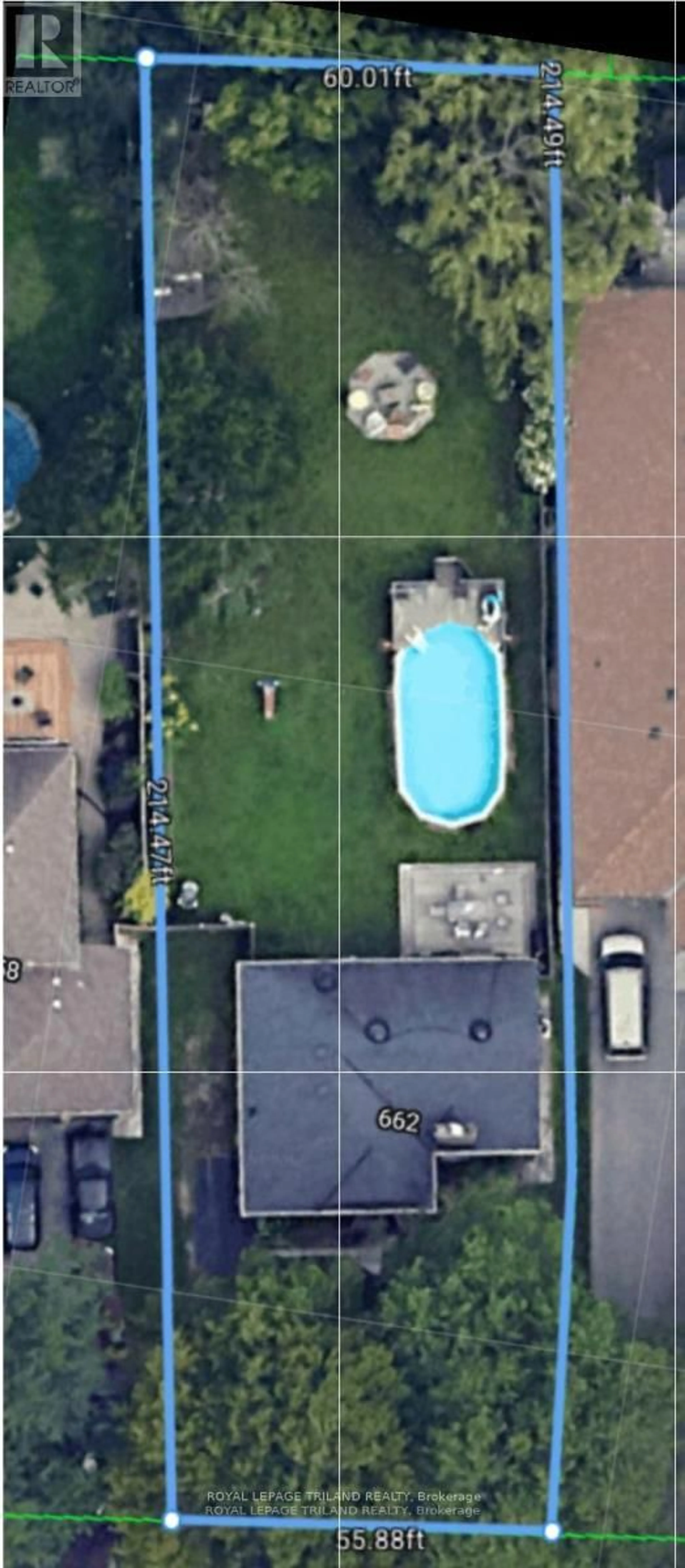 A pic from outside/outdoor area/front of a property/back of a property/a pic from drone, street for 662 Eden Ave, London South Ontario N6C 2Z7