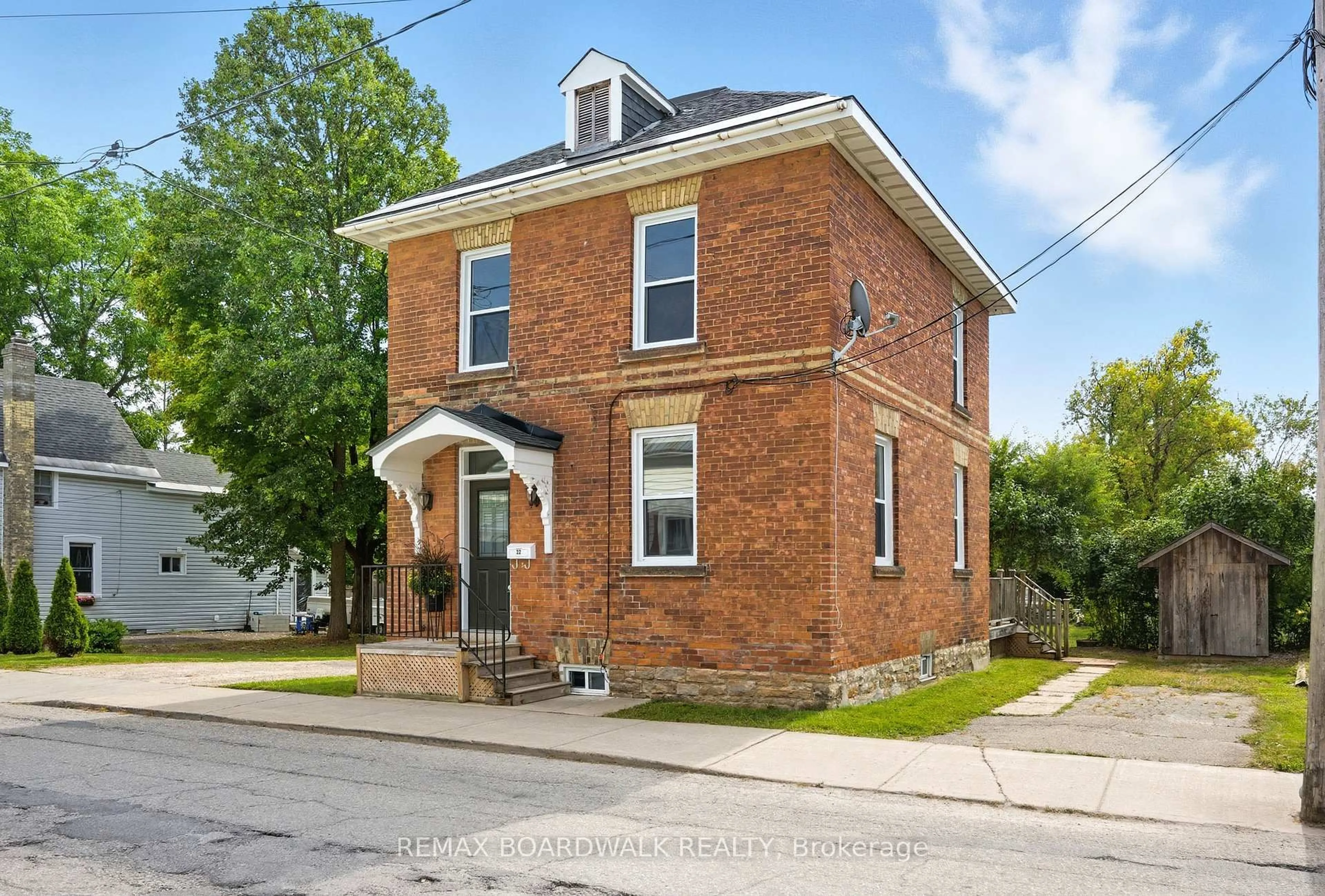 Home with brick exterior material, street for 22 Isabella St, Perth Ontario K7H 2W8