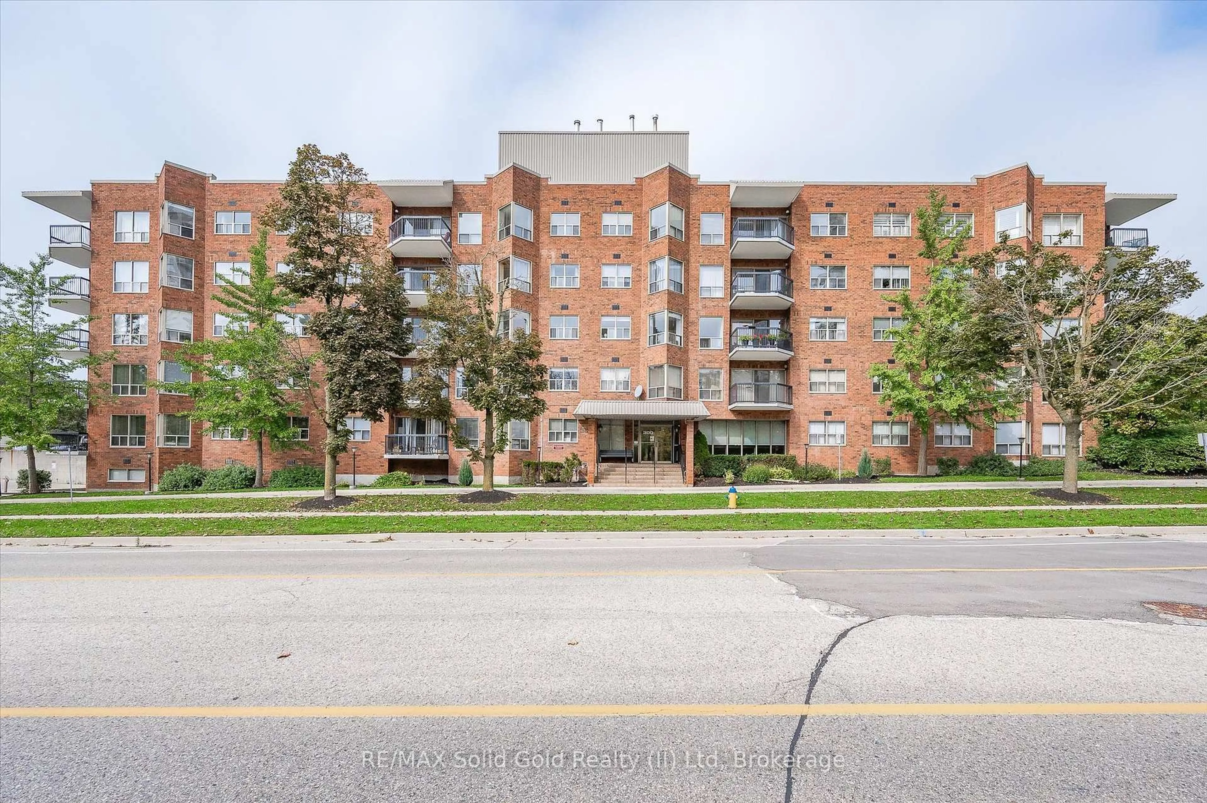 Unknown for 300 Keats Way #504, Waterloo Ontario N2L 6E6